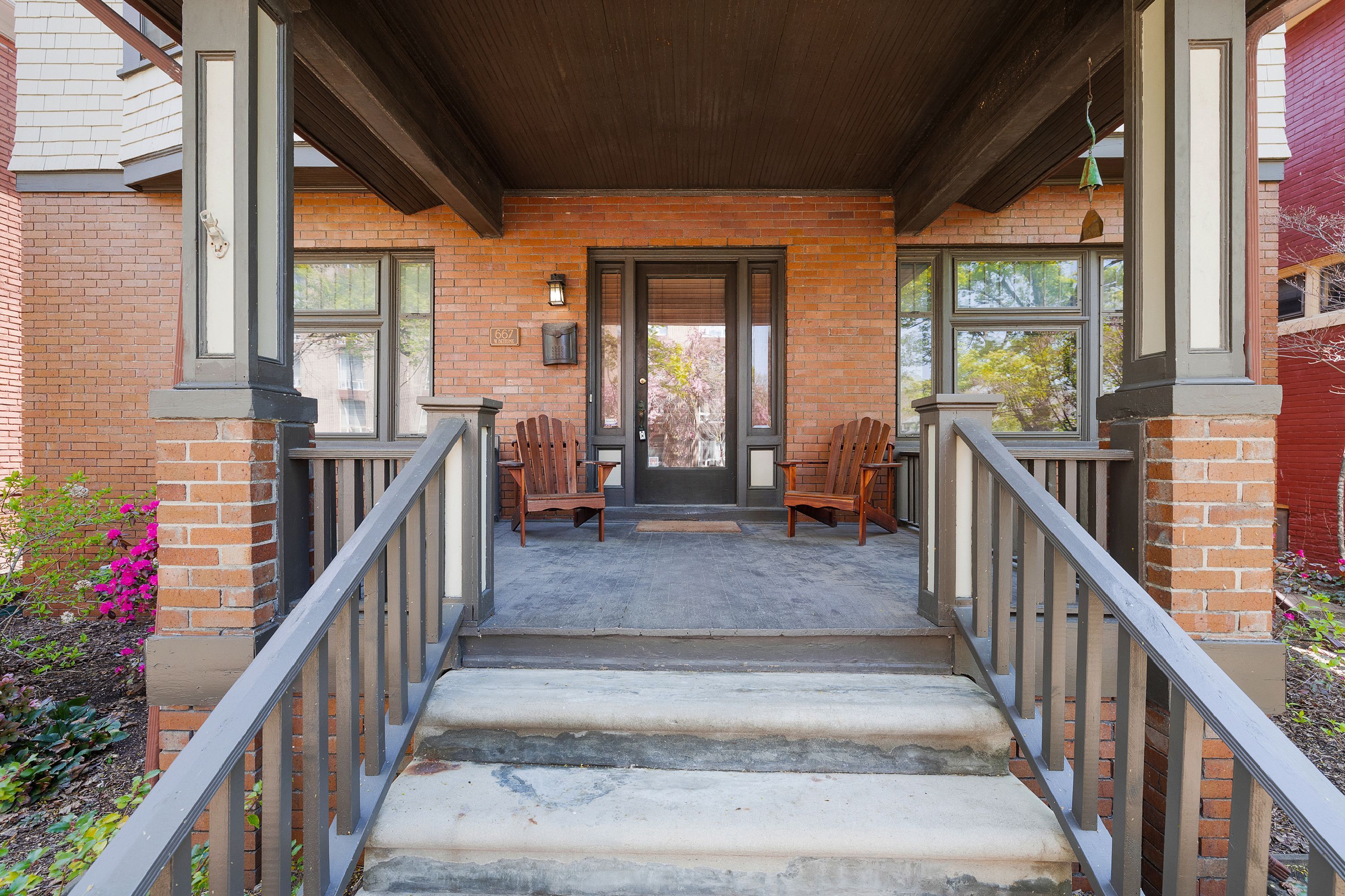 667 W BETHUNE Street