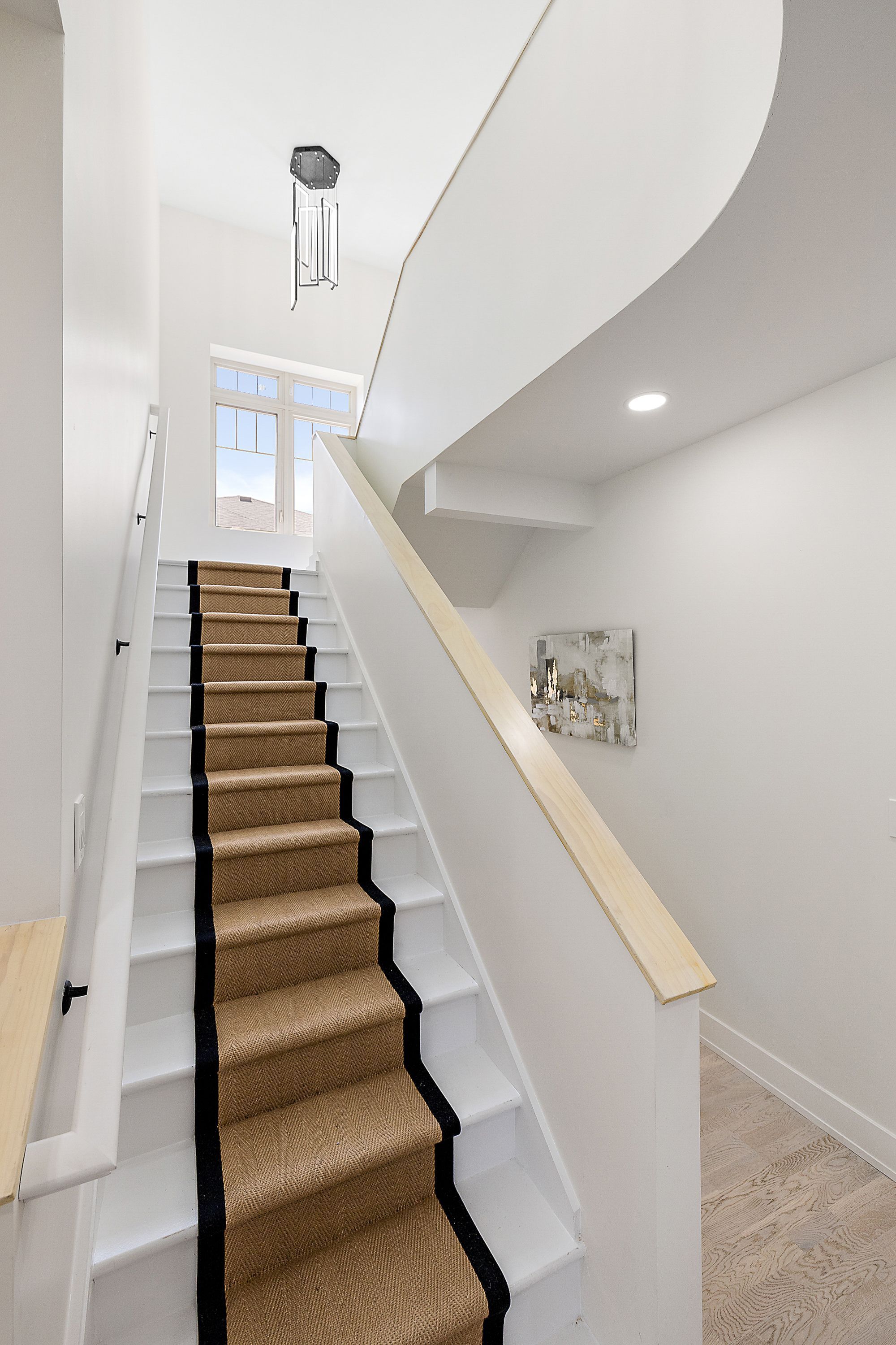 647 ARDEN PARK Boulevard