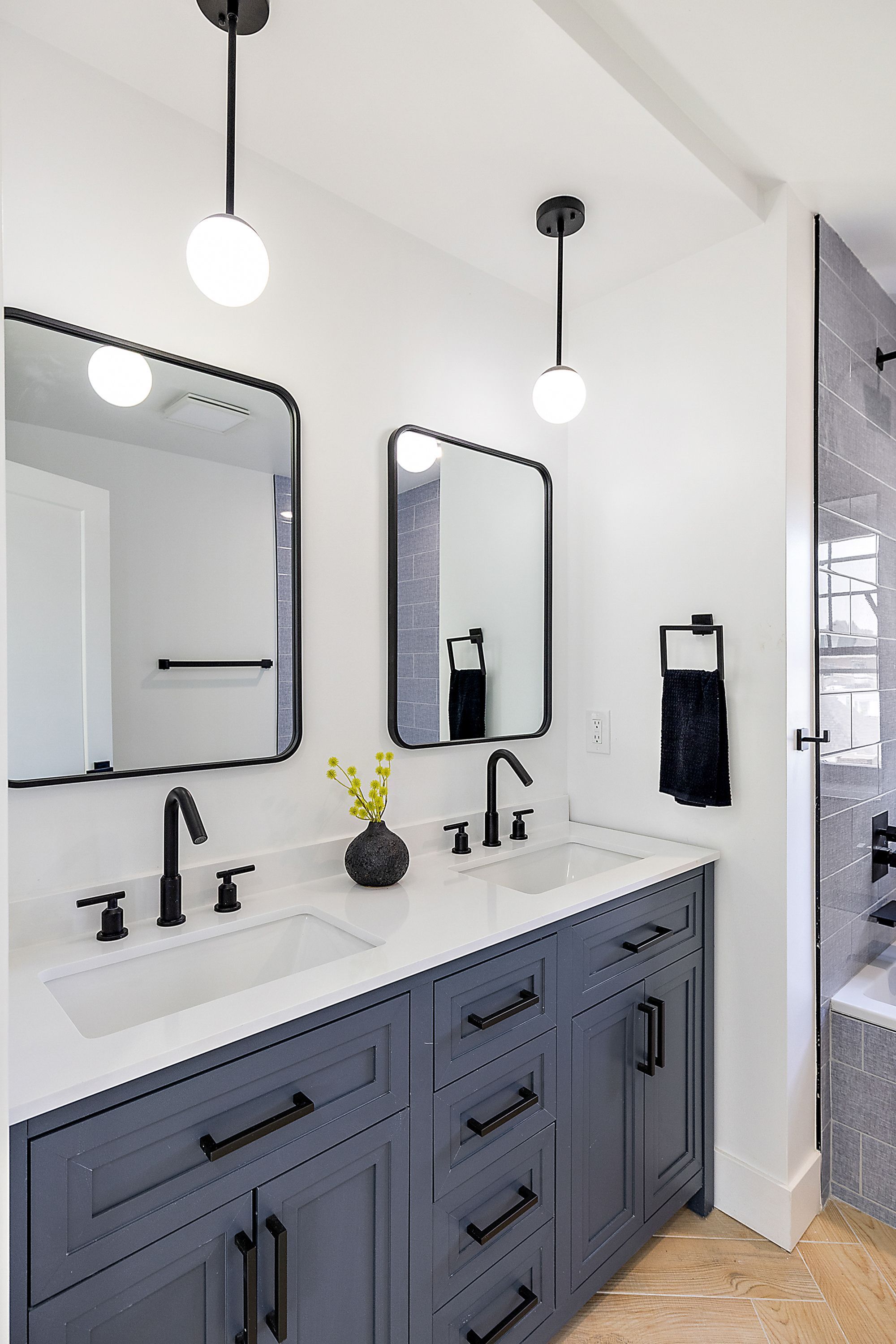 647 ARDEN PARK Boulevard