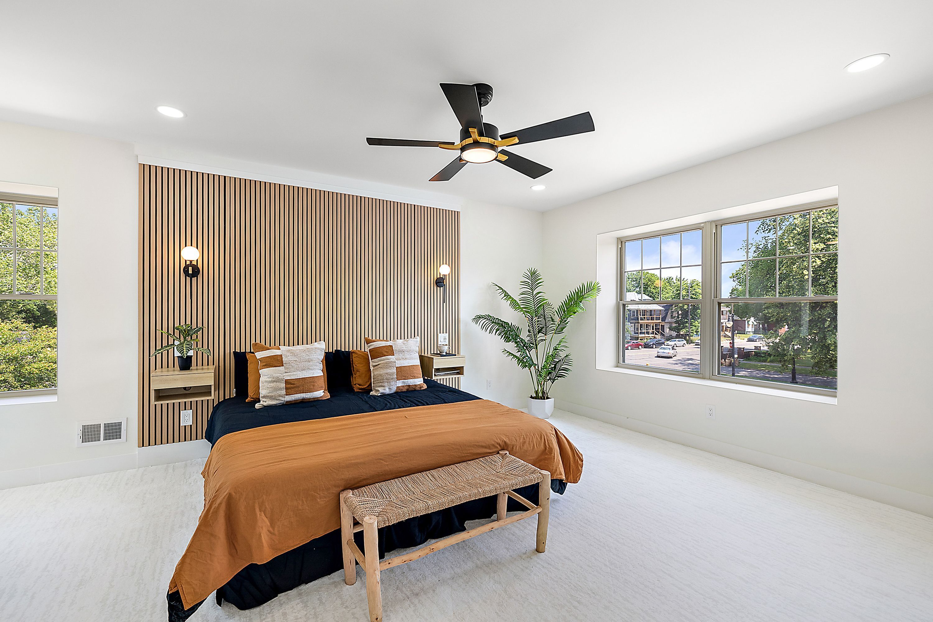 647 ARDEN PARK Boulevard