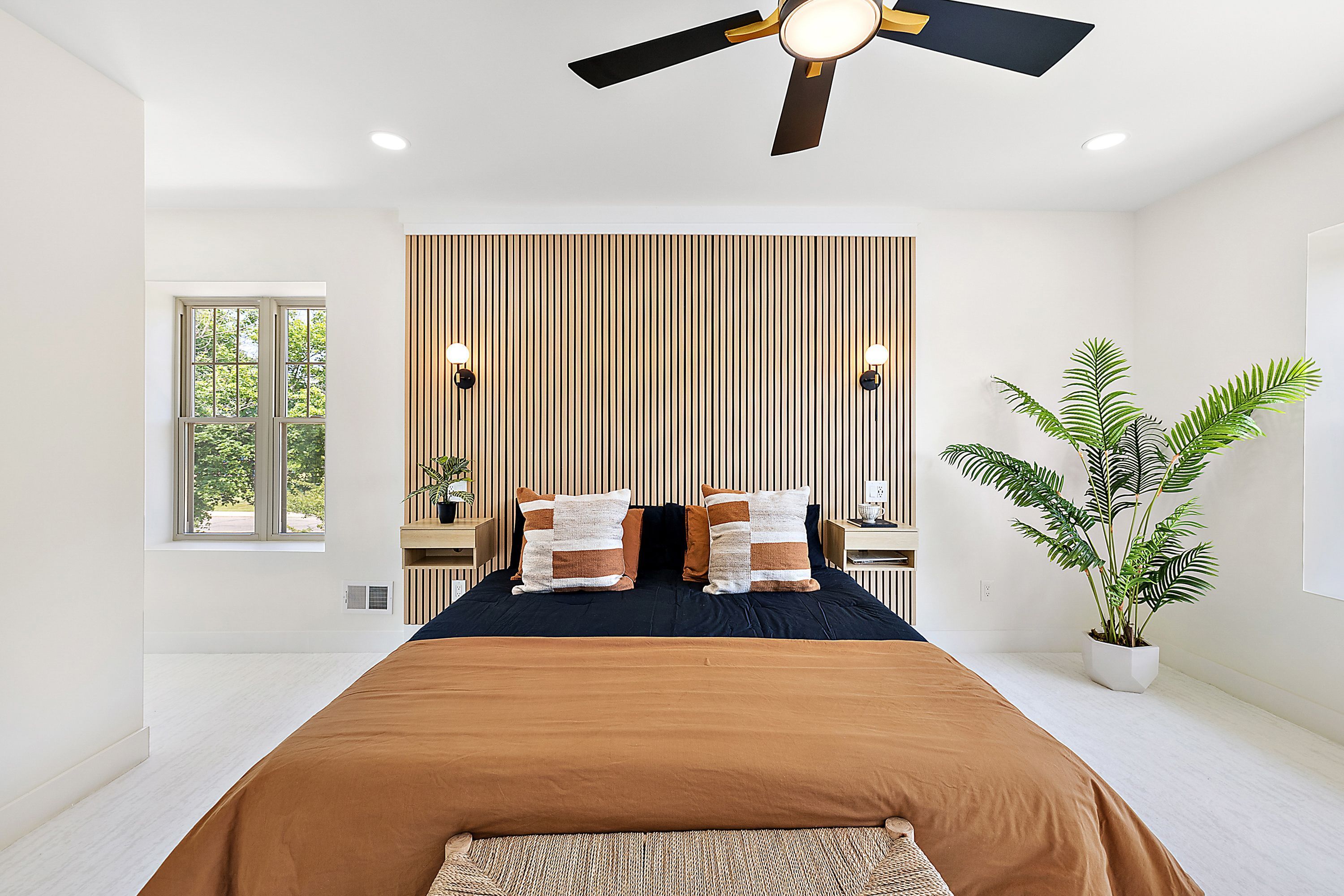 647 ARDEN PARK Boulevard