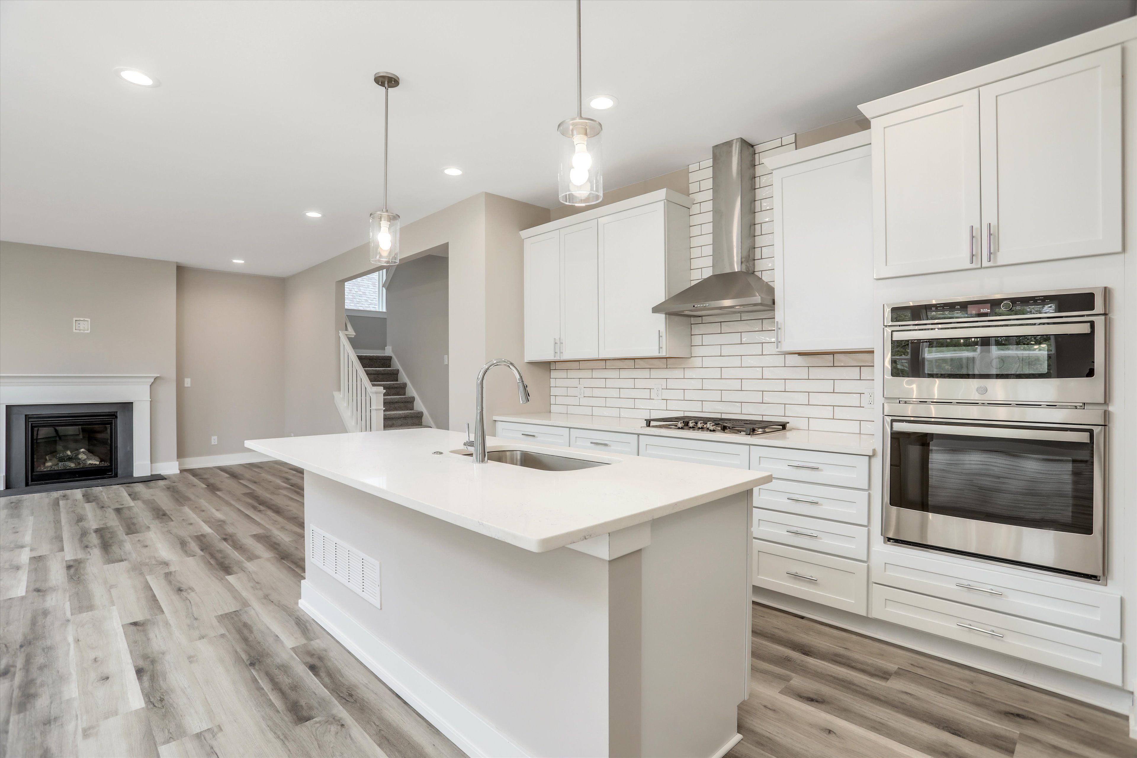 2436 Parkshore Drive