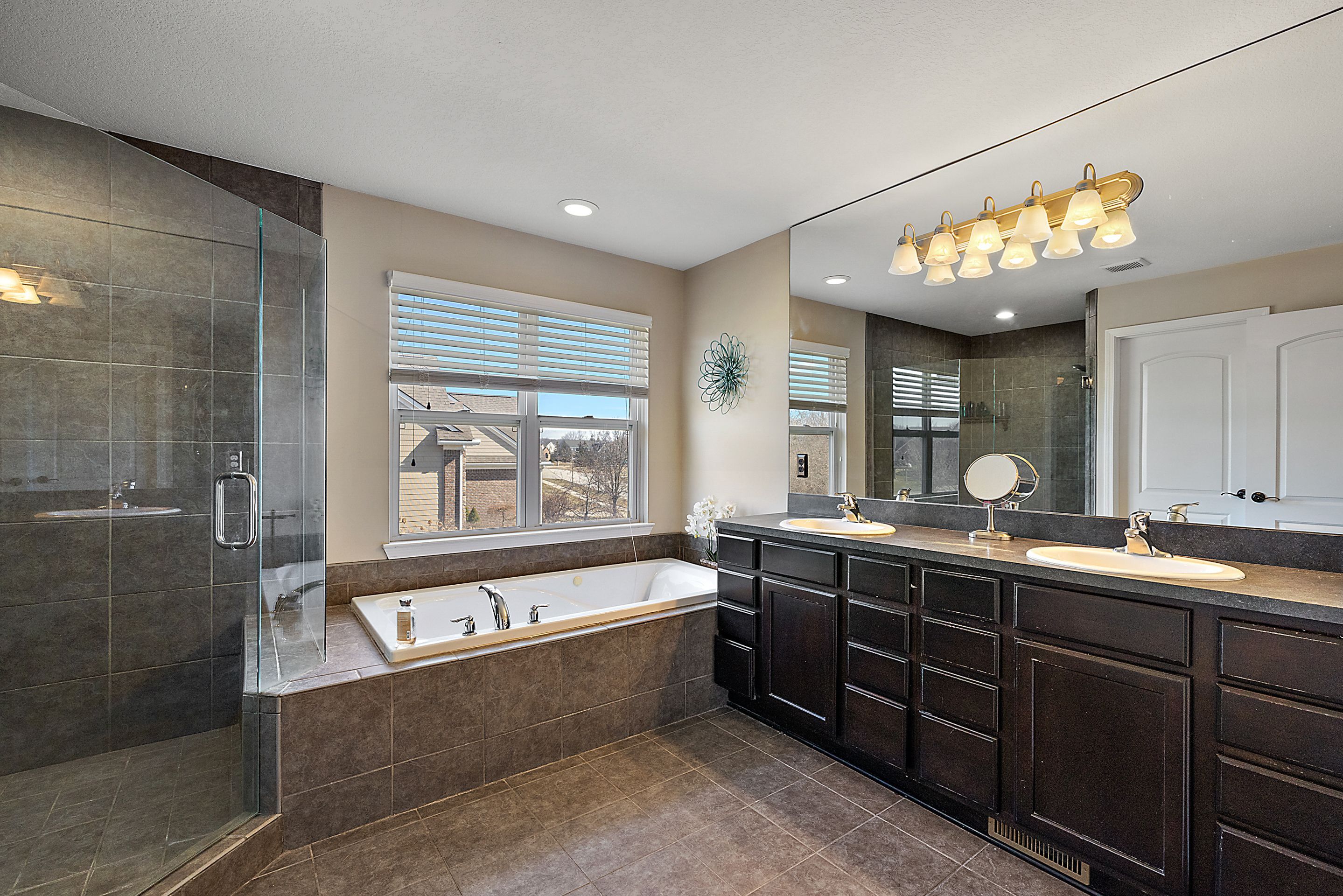 52860 WILLOWBROOK Drive