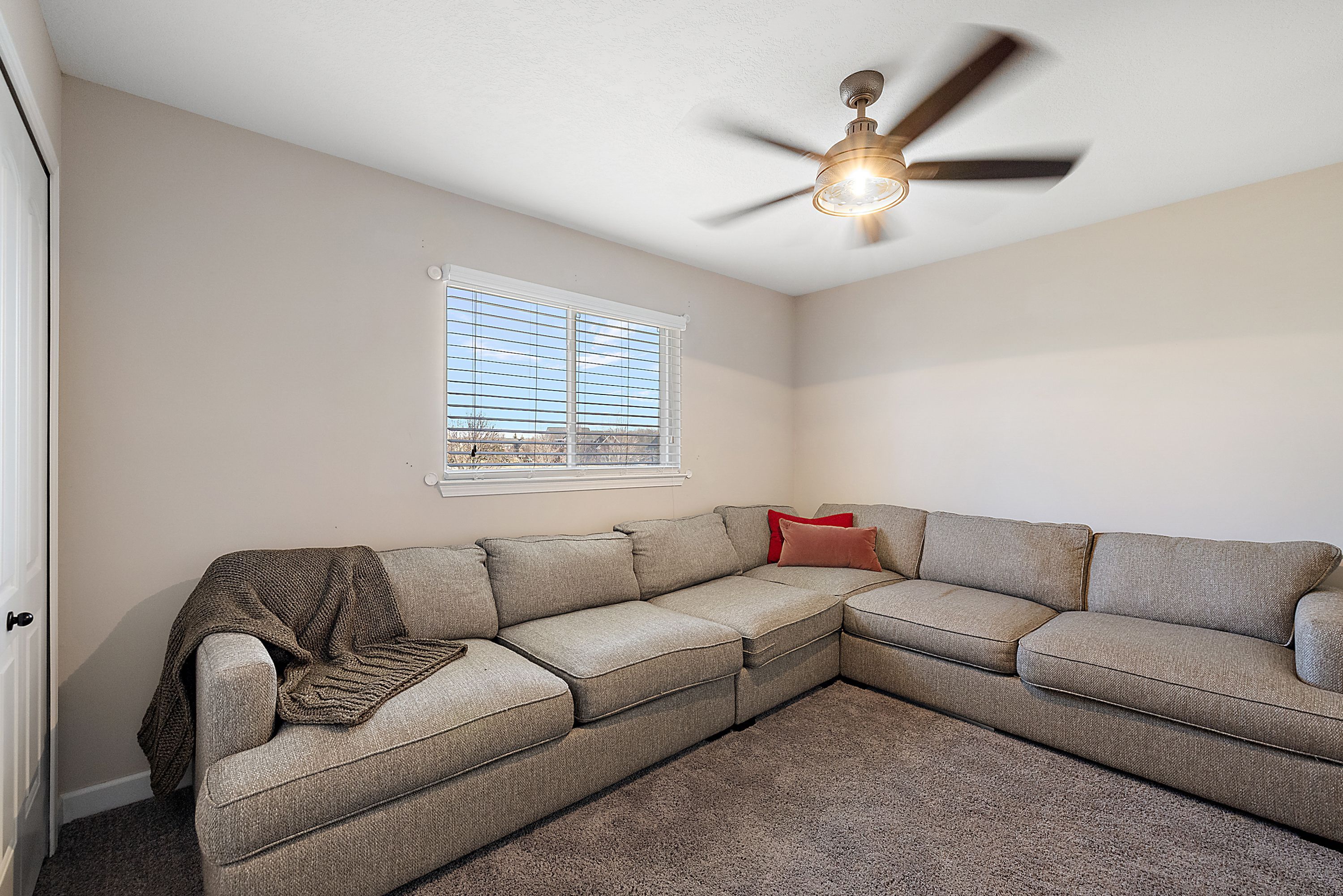 52860 WILLOWBROOK Drive