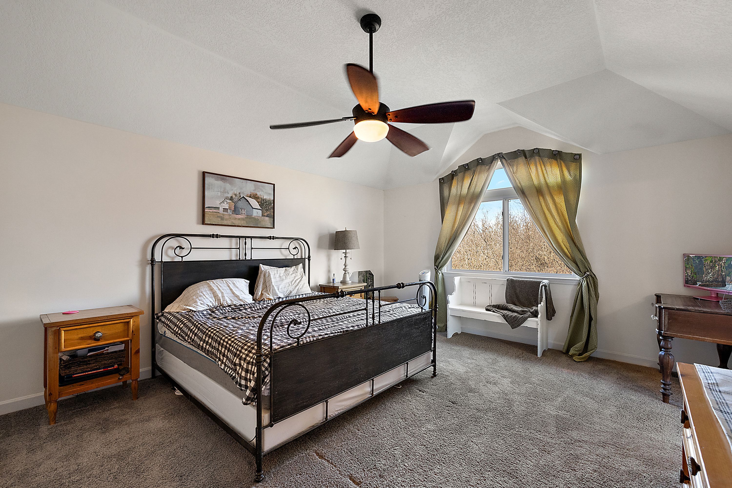 52860 WILLOWBROOK Drive