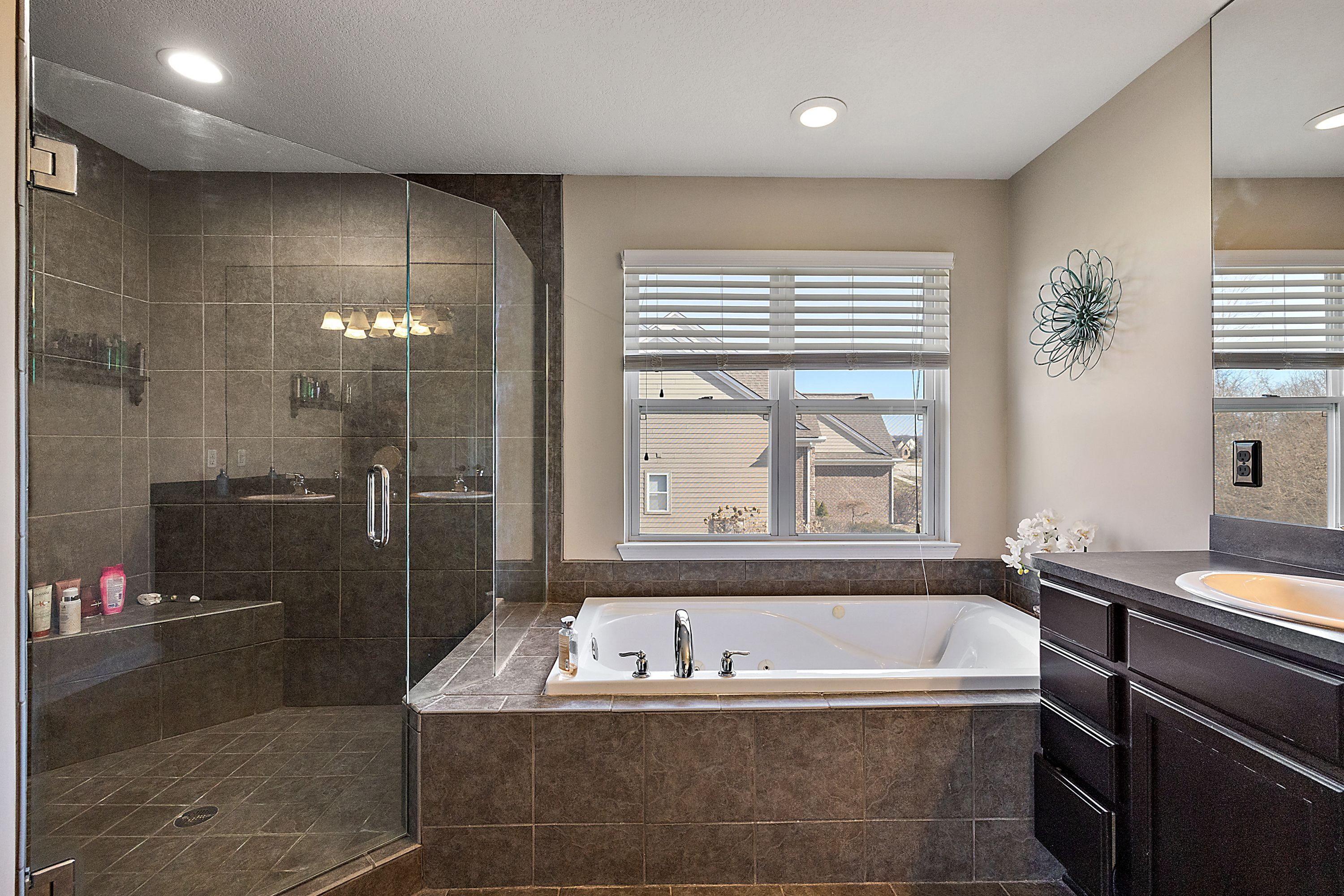 52860 WILLOWBROOK Drive