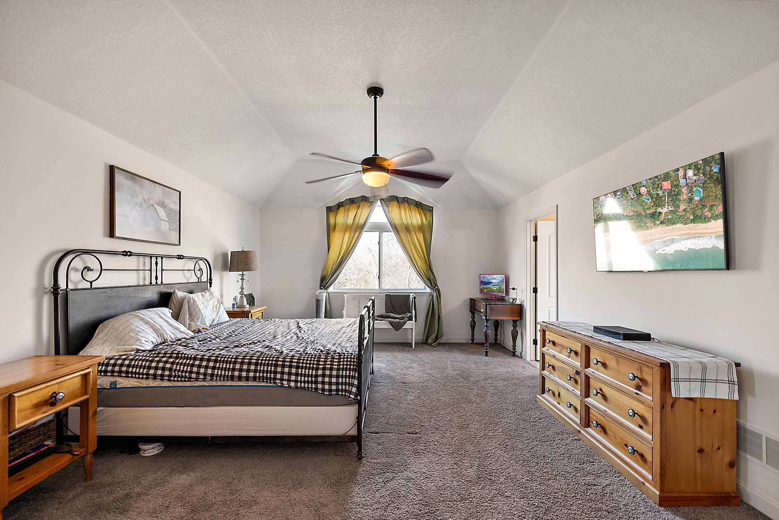 52860 WILLOWBROOK Drive