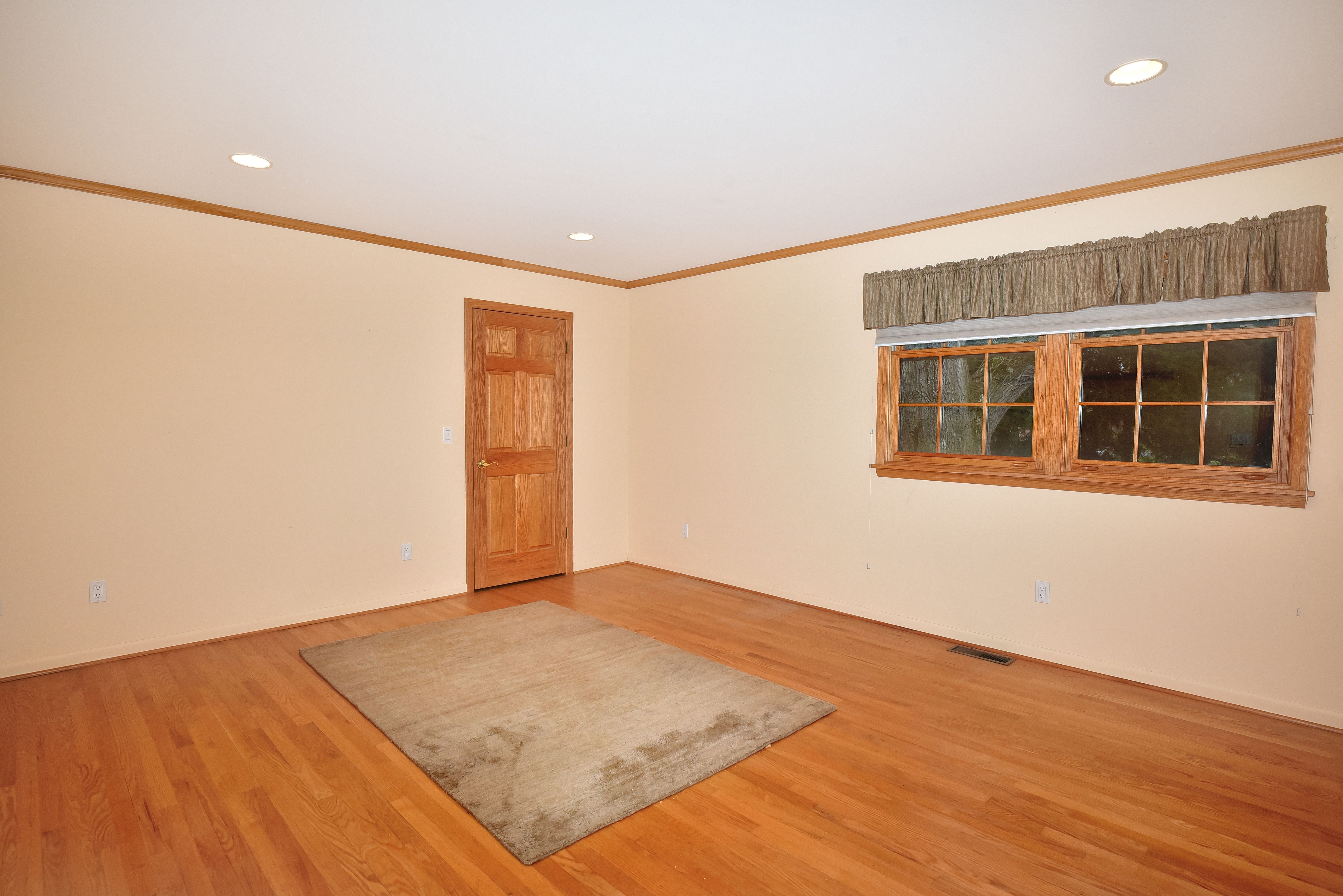 4837 Kew Court