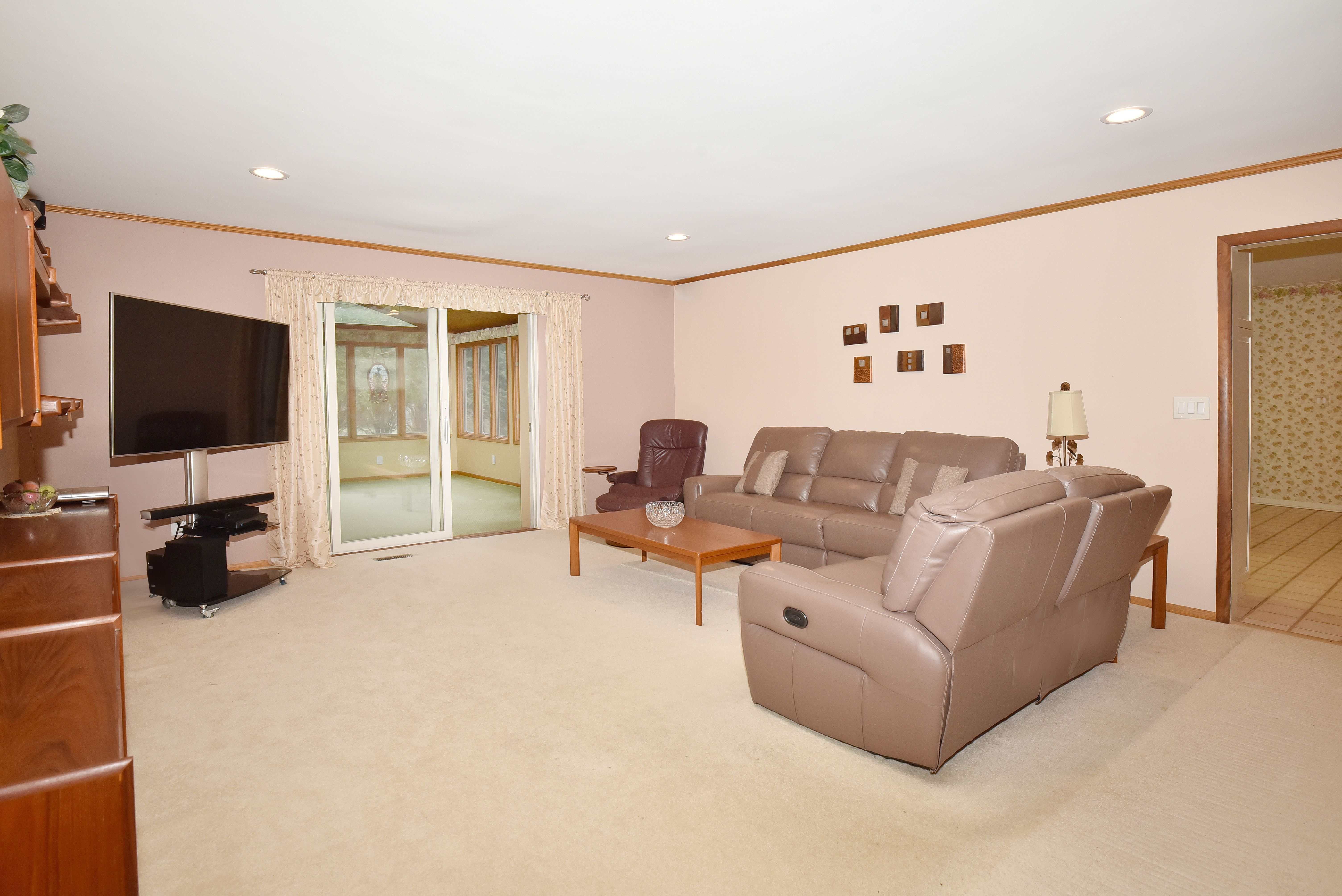 4837 Kew Court