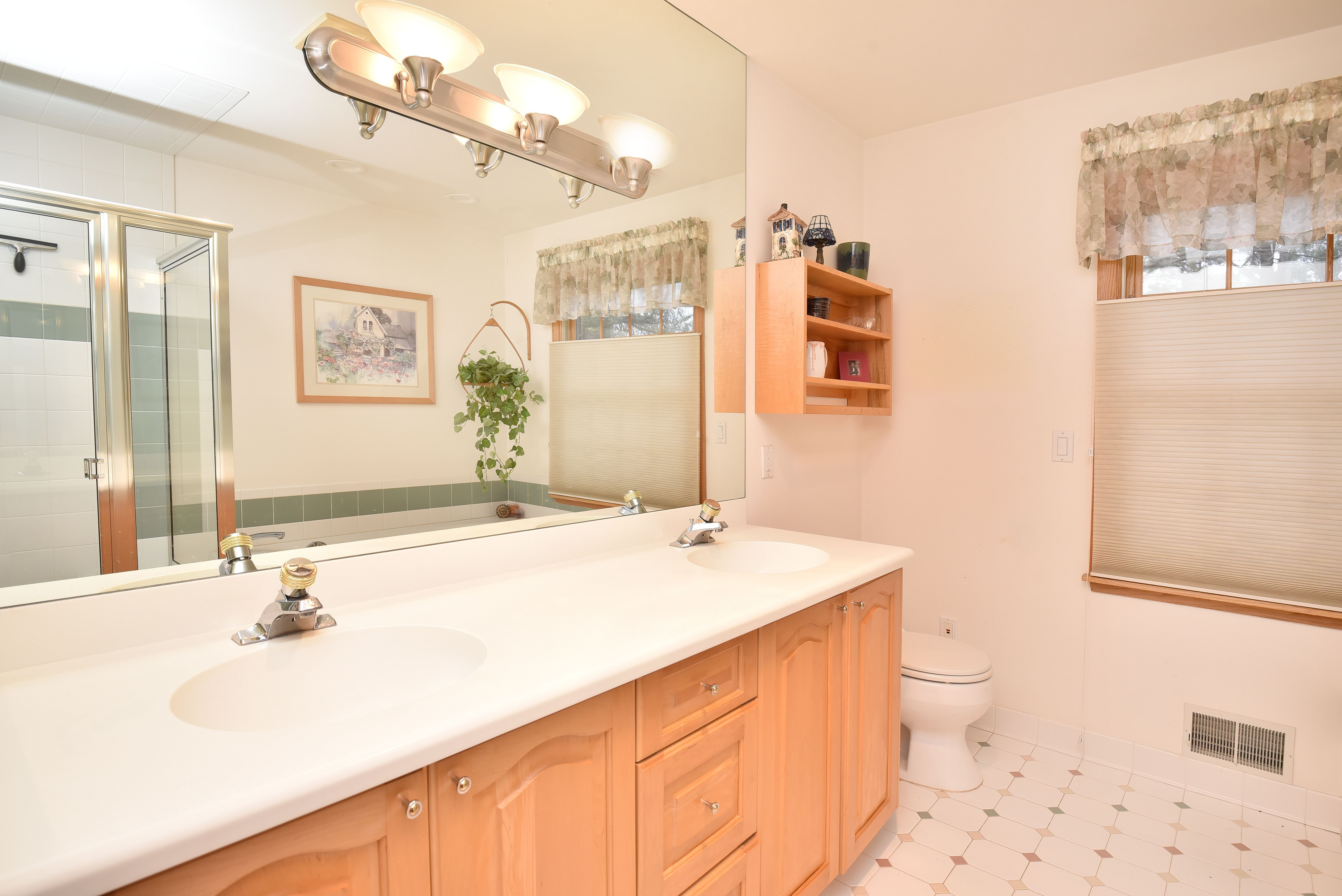 4837 Kew Court