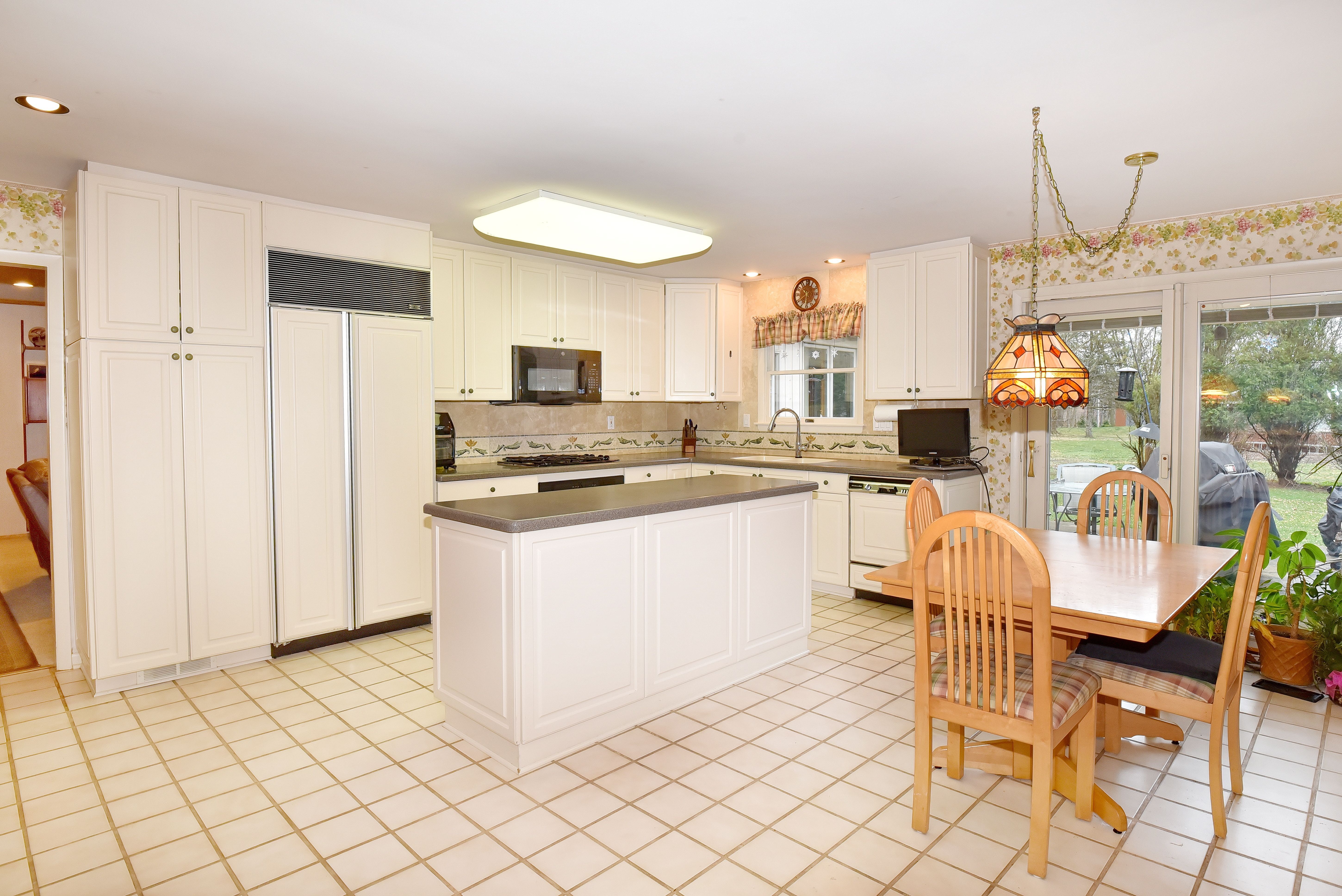 4837 Kew Court