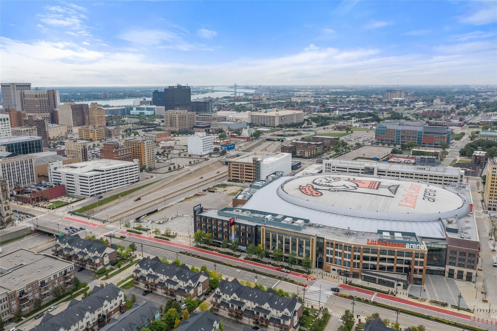 2452 WOODWARD AVE # 6/1