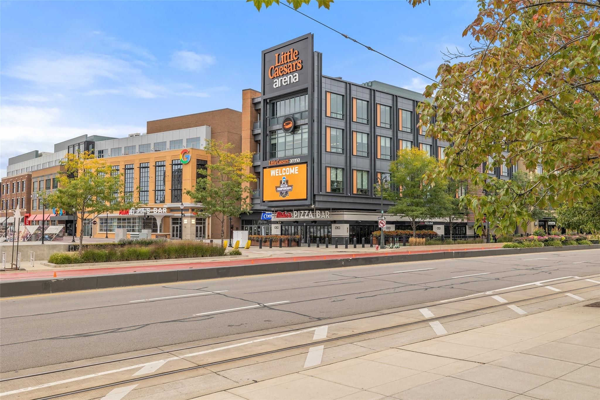 2452 WOODWARD AVE # 6/1