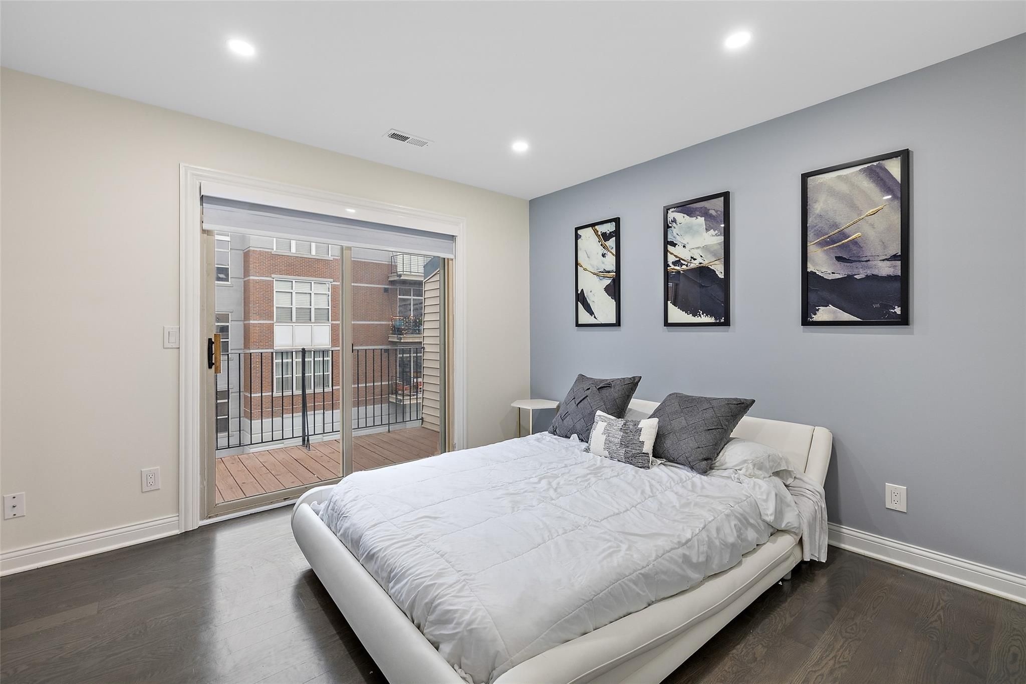 2452 WOODWARD AVE # 6/1