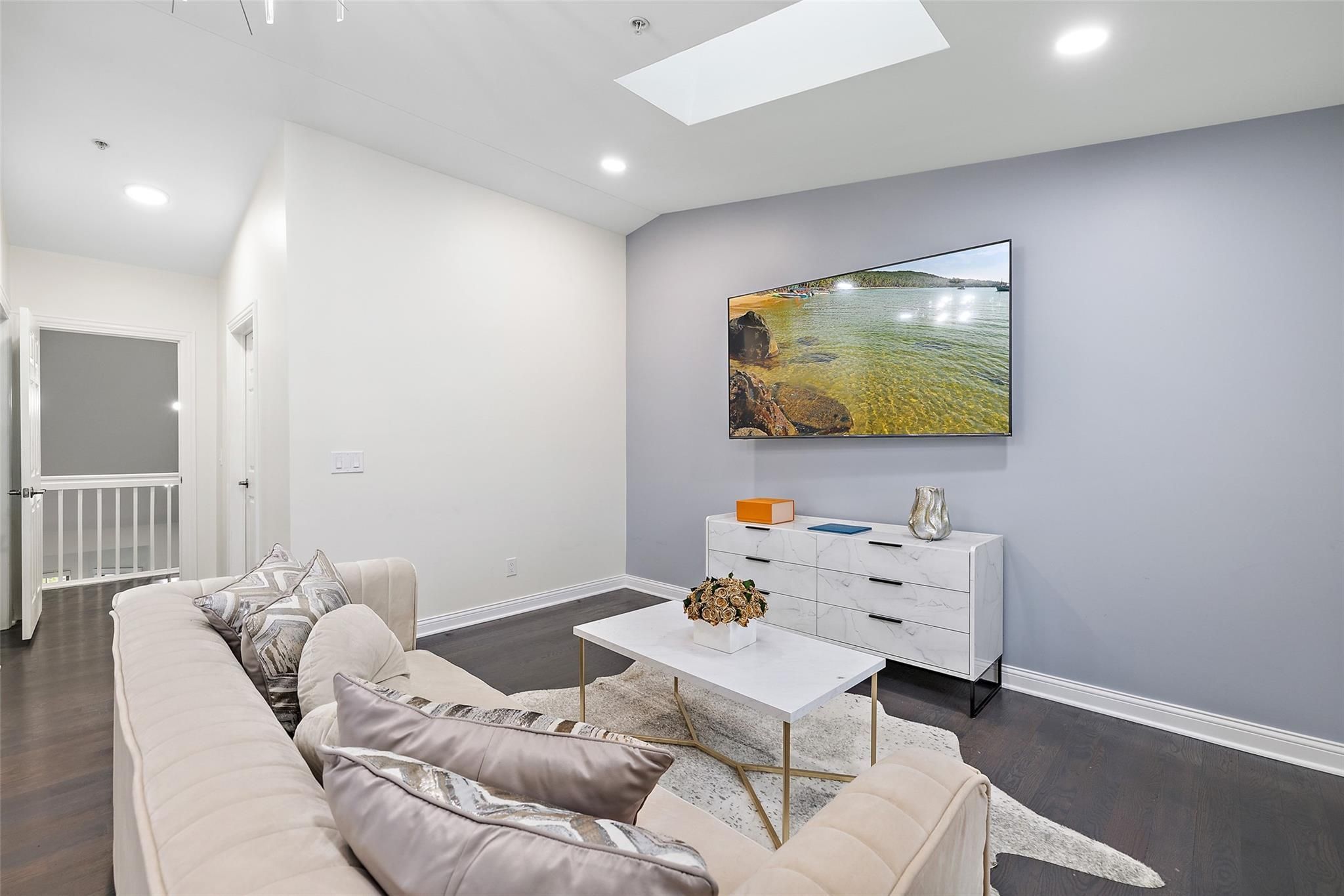 2452 WOODWARD AVE # 6/1