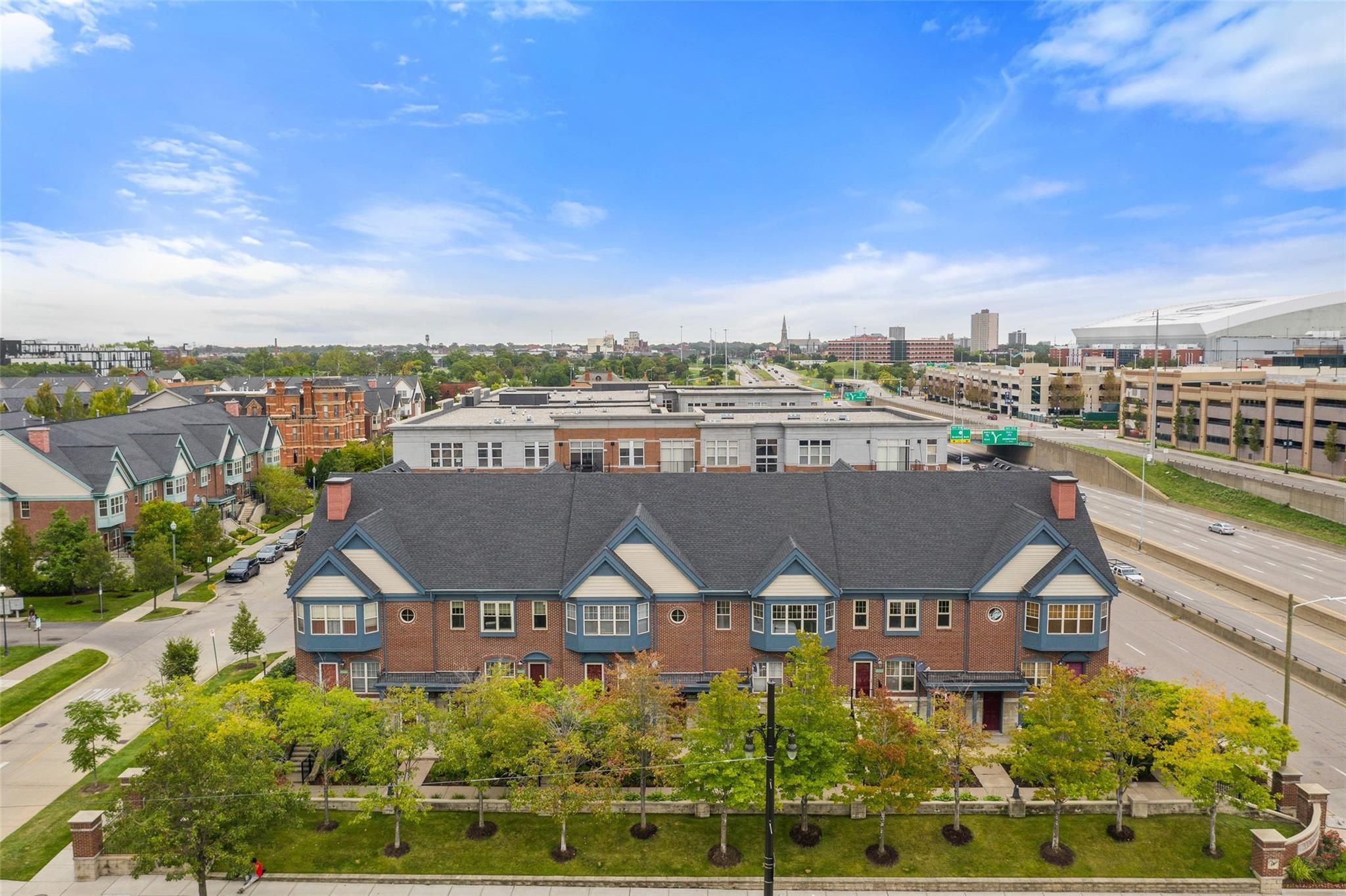 2452 WOODWARD AVE # 6/1