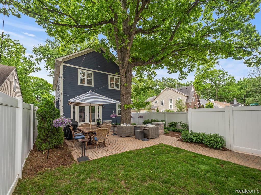 1001 N Blair Avenue