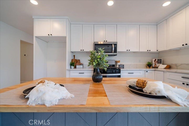 3154 Larwood Drive
