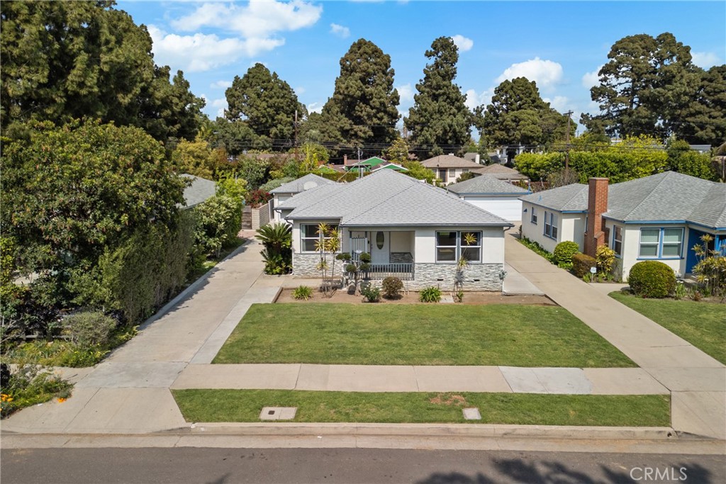 1904 Armacost Avenue