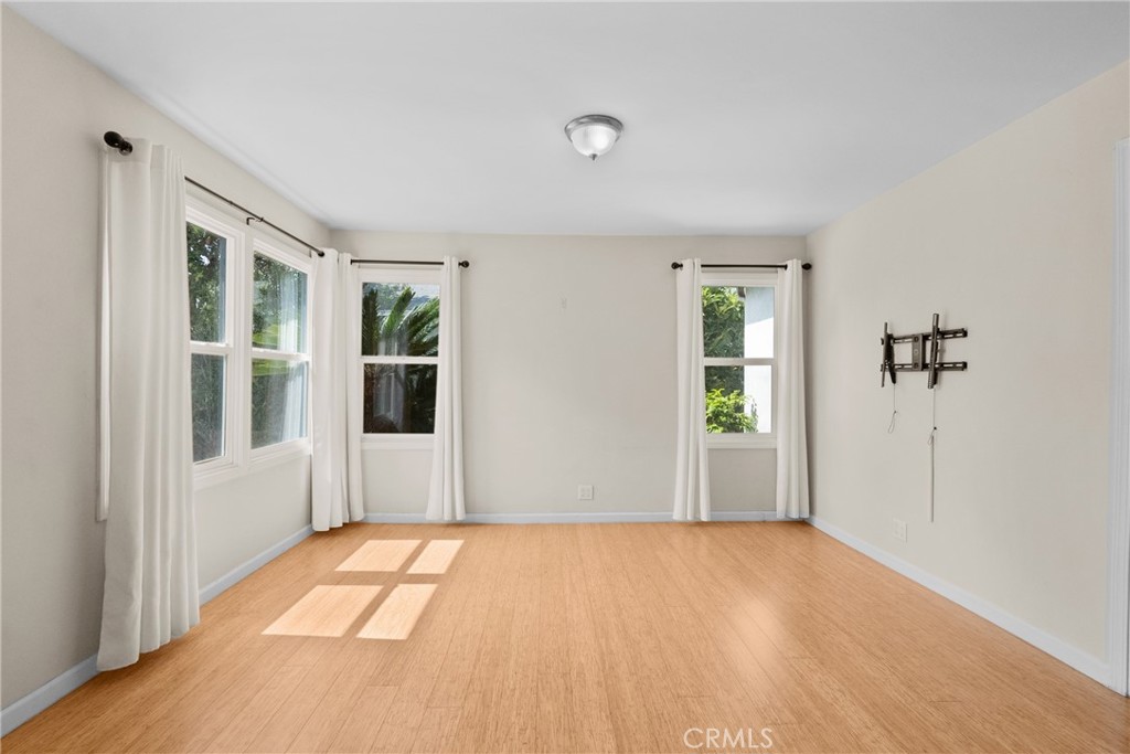 1904 Armacost Avenue