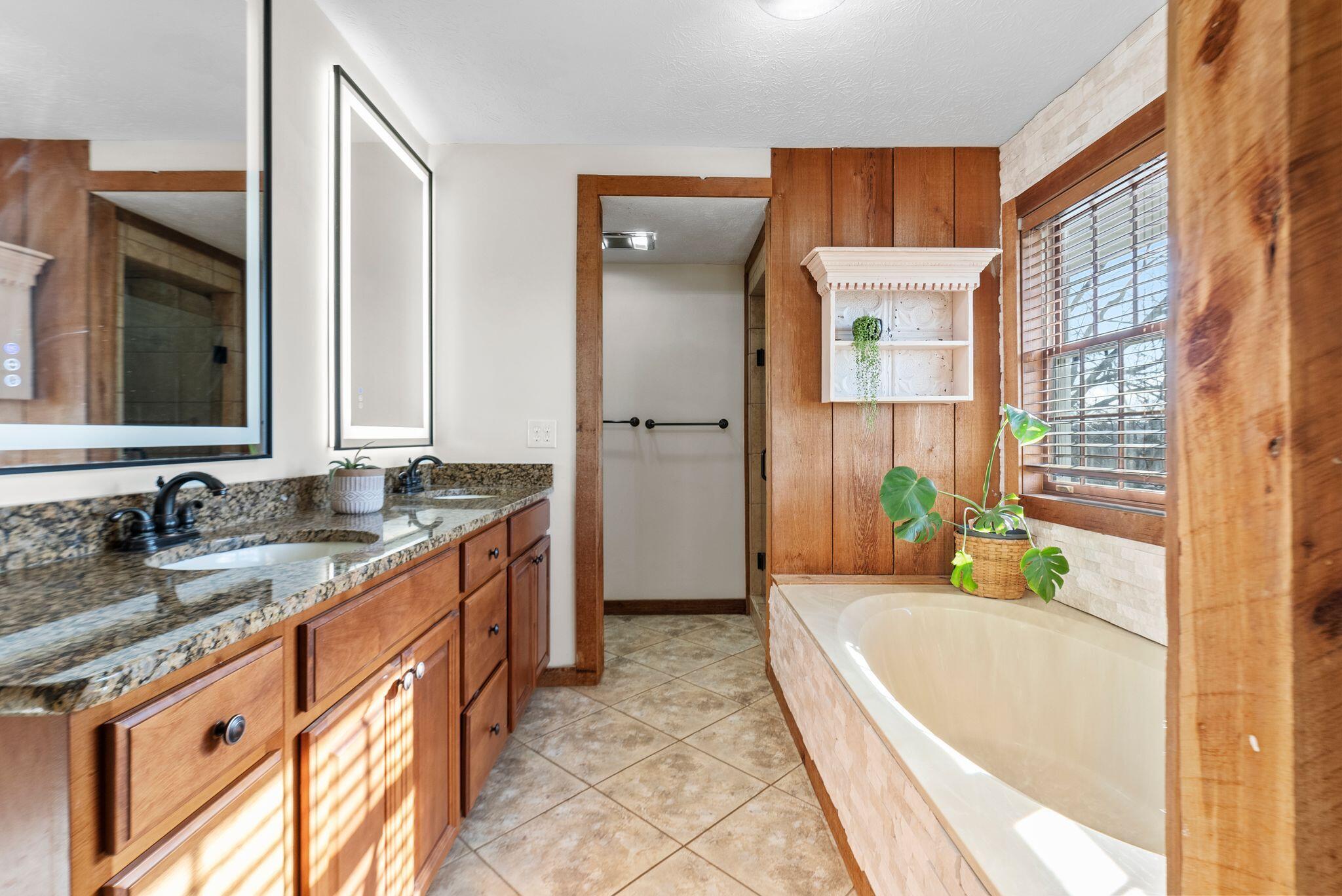 780 North Ridge Road