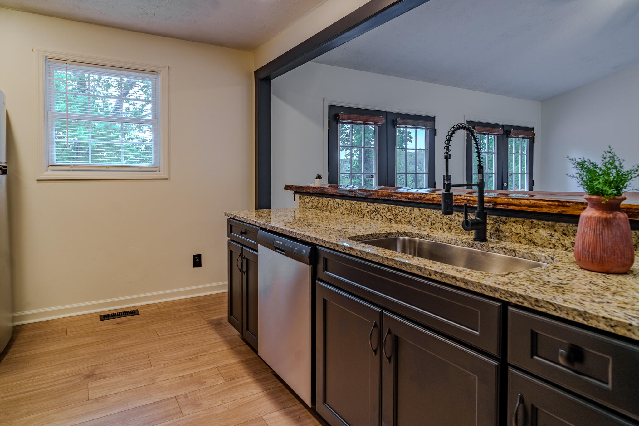 148 Herrington Woods
