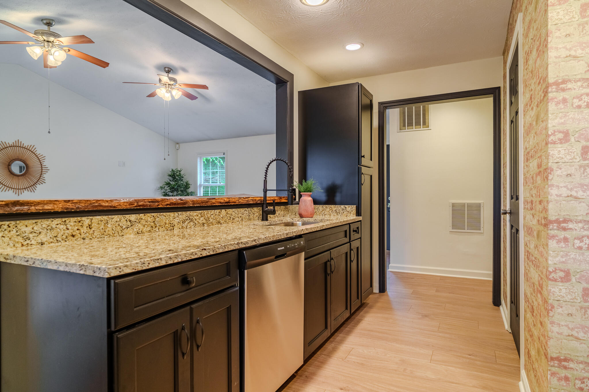 148 Herrington Woods