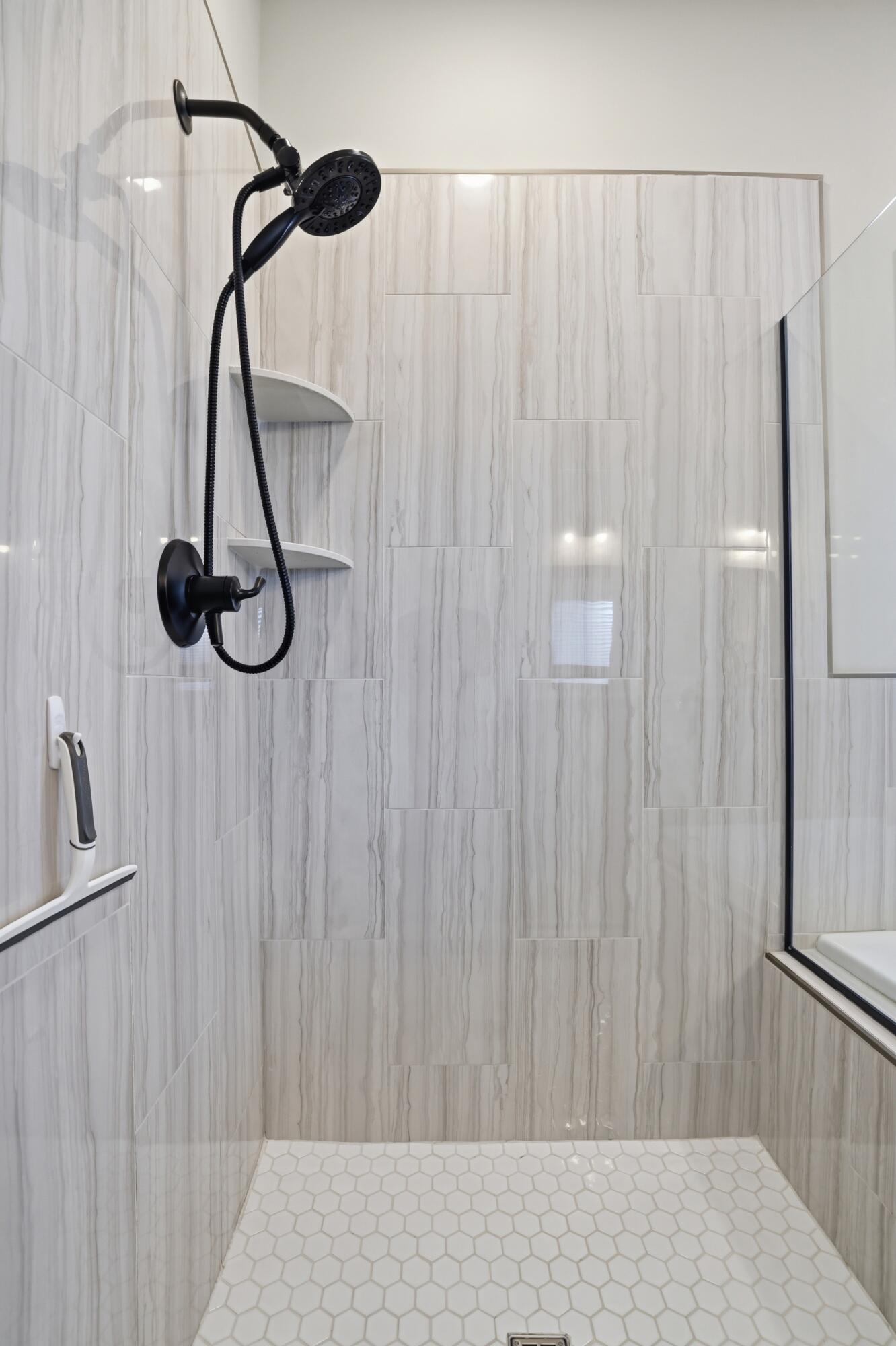 208 Little Leaf Drive