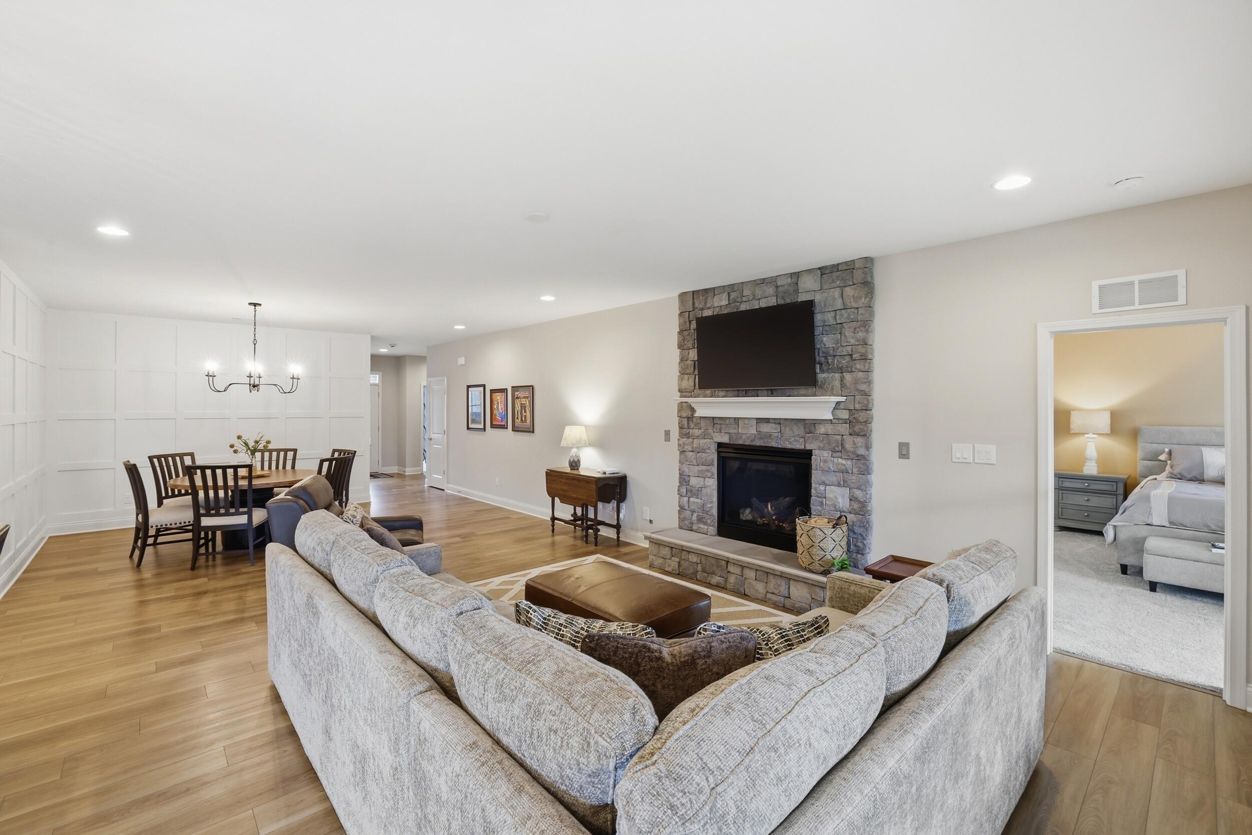 208 Little Leaf Drive