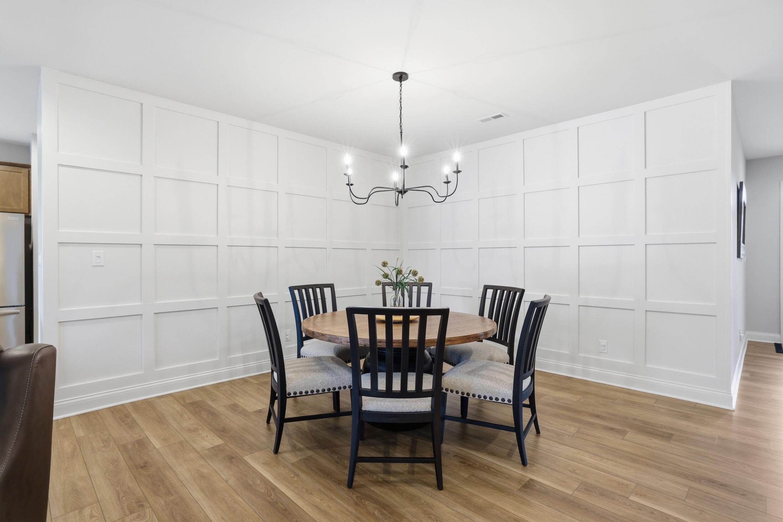 208 Little Leaf Drive