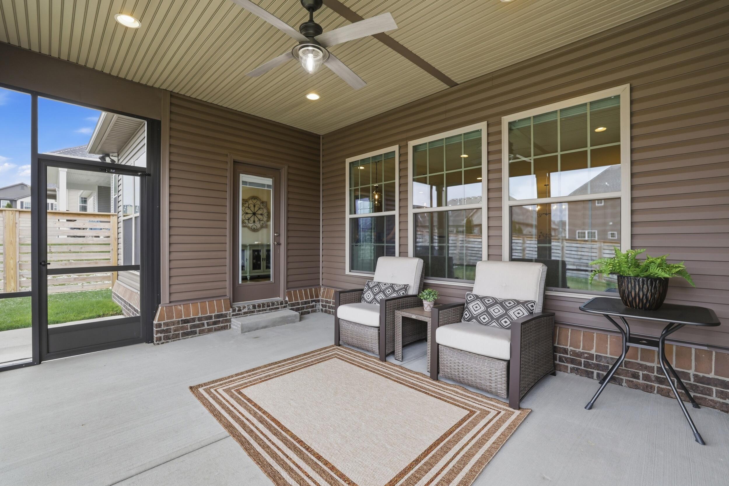 208 Little Leaf Drive