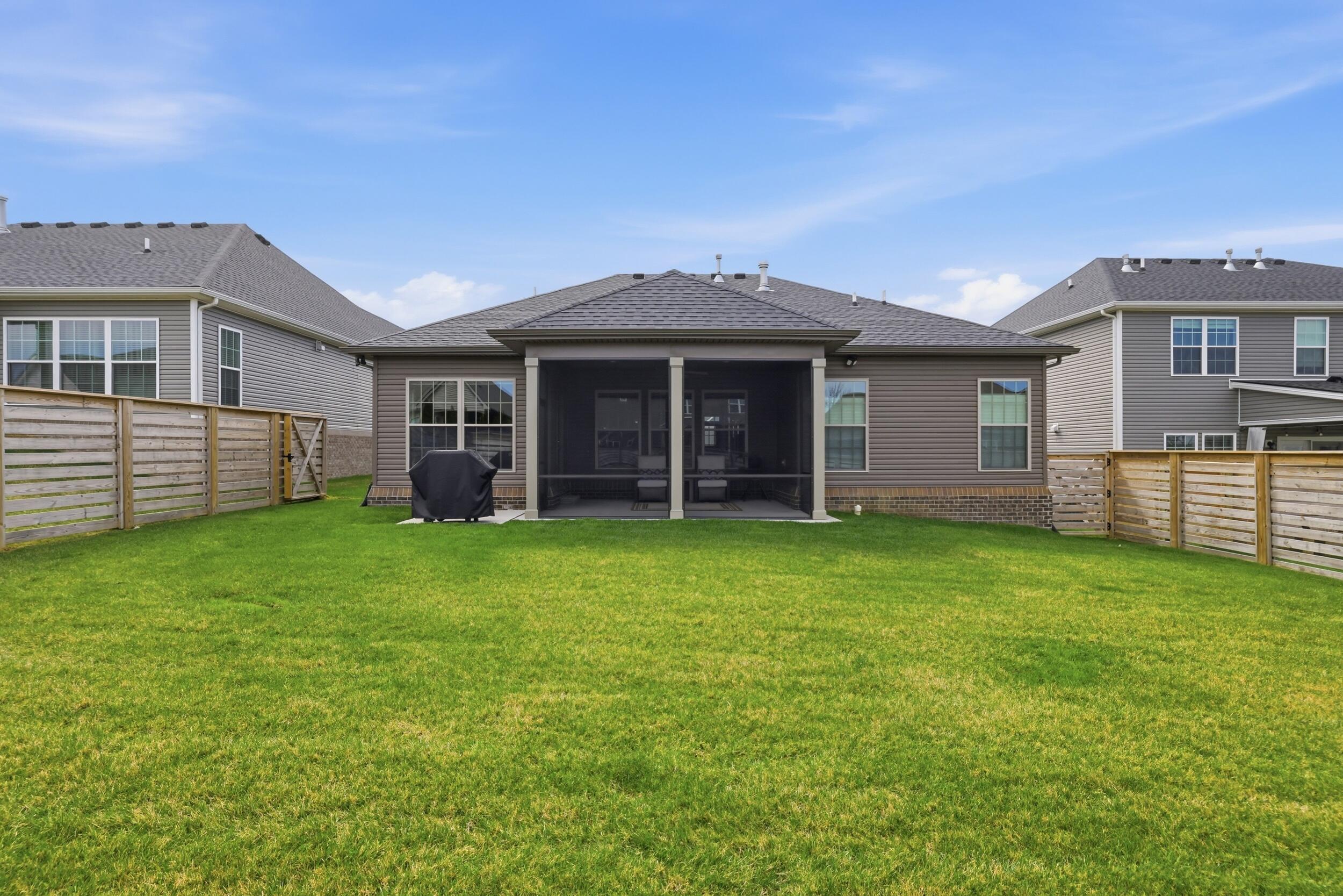 208 Little Leaf Drive