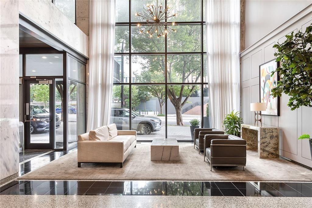 620 Peachtree Street NE Unit 610