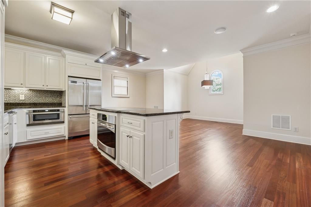 5162 Legends Drive