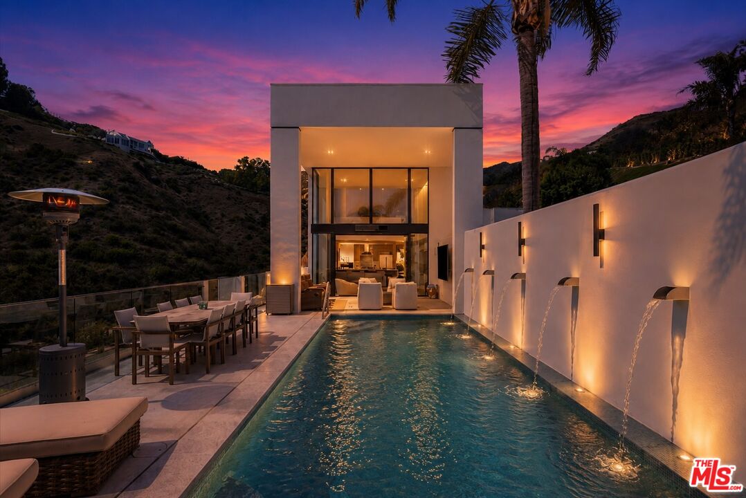 3851 Sweetwater Canyon Dr