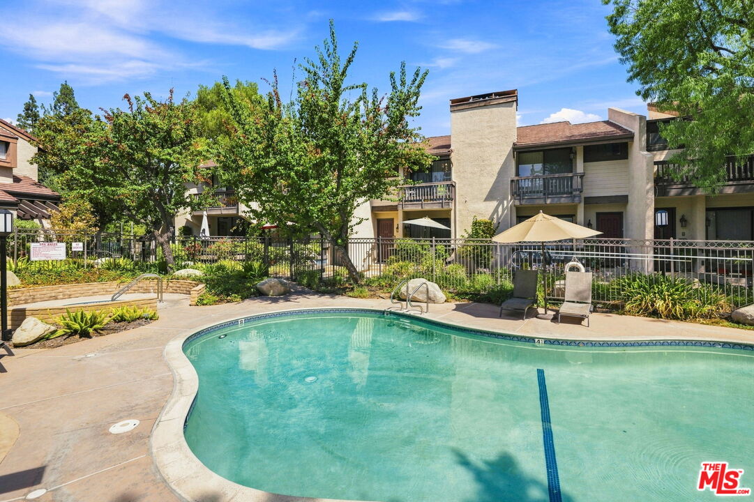 21801 Burbank Blvd Unit: 83