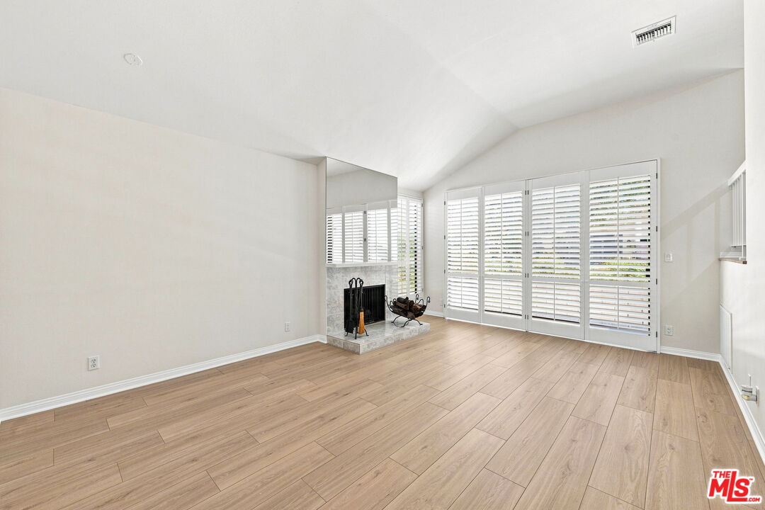 21801 Burbank Blvd Unit: 83