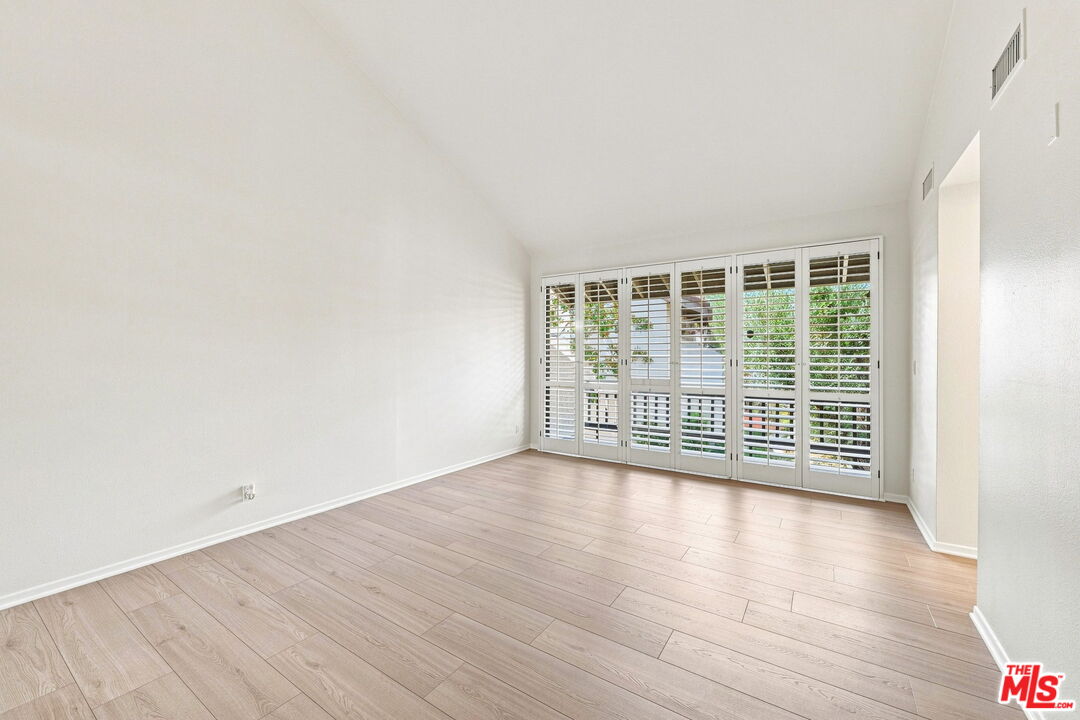 21801 Burbank Blvd Unit: 83