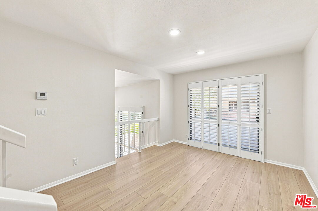 21801 Burbank Blvd Unit: 83