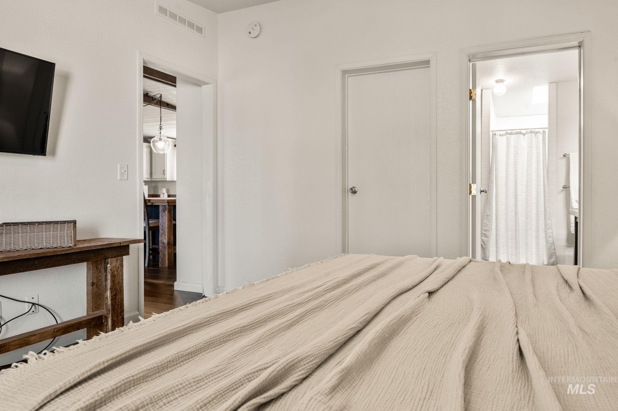 1212 5th Street