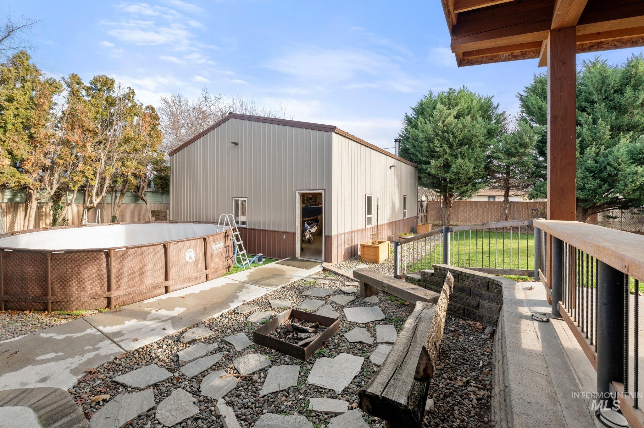 1221 9th Street
