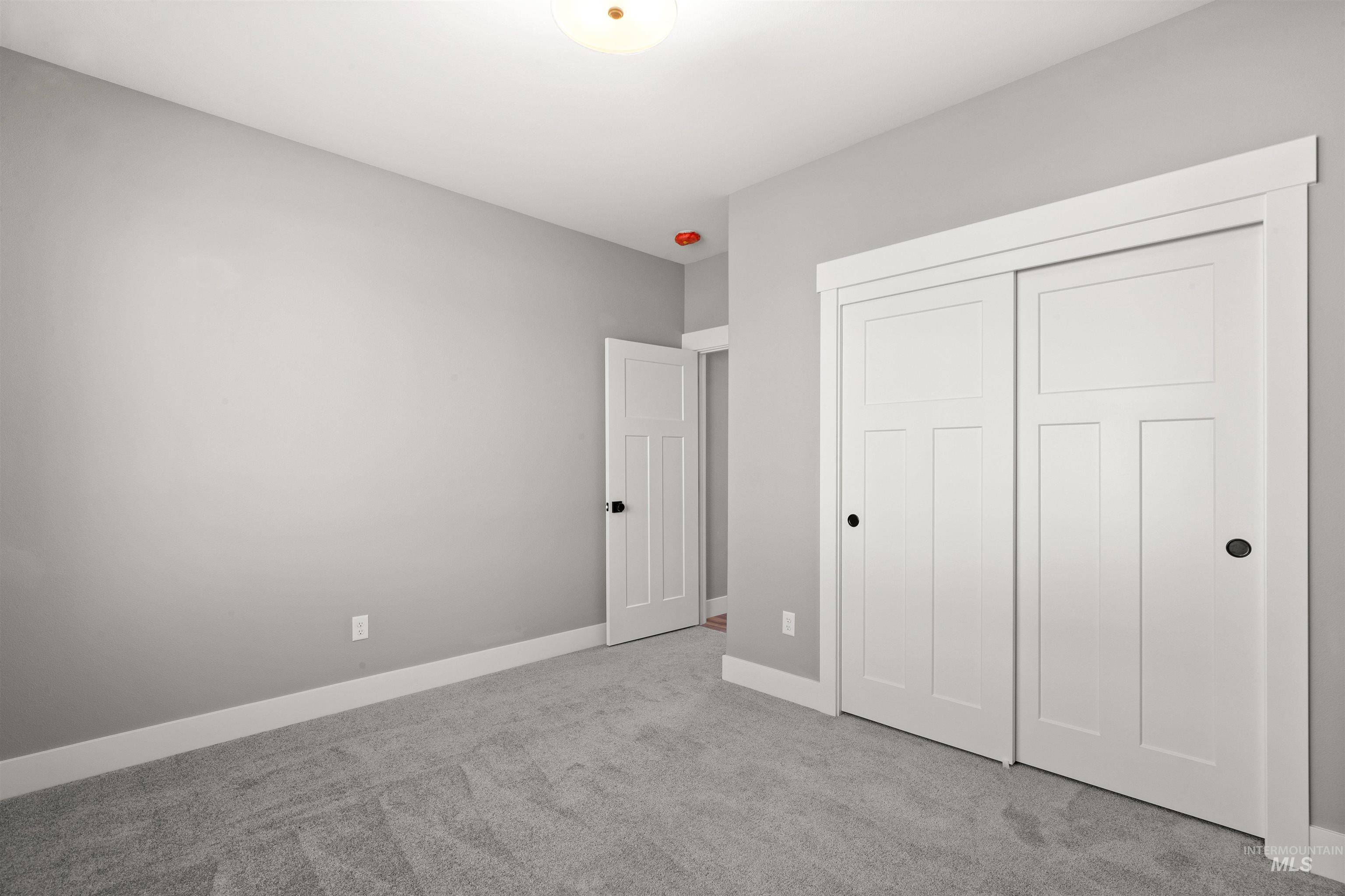 3728 Skyview Drive