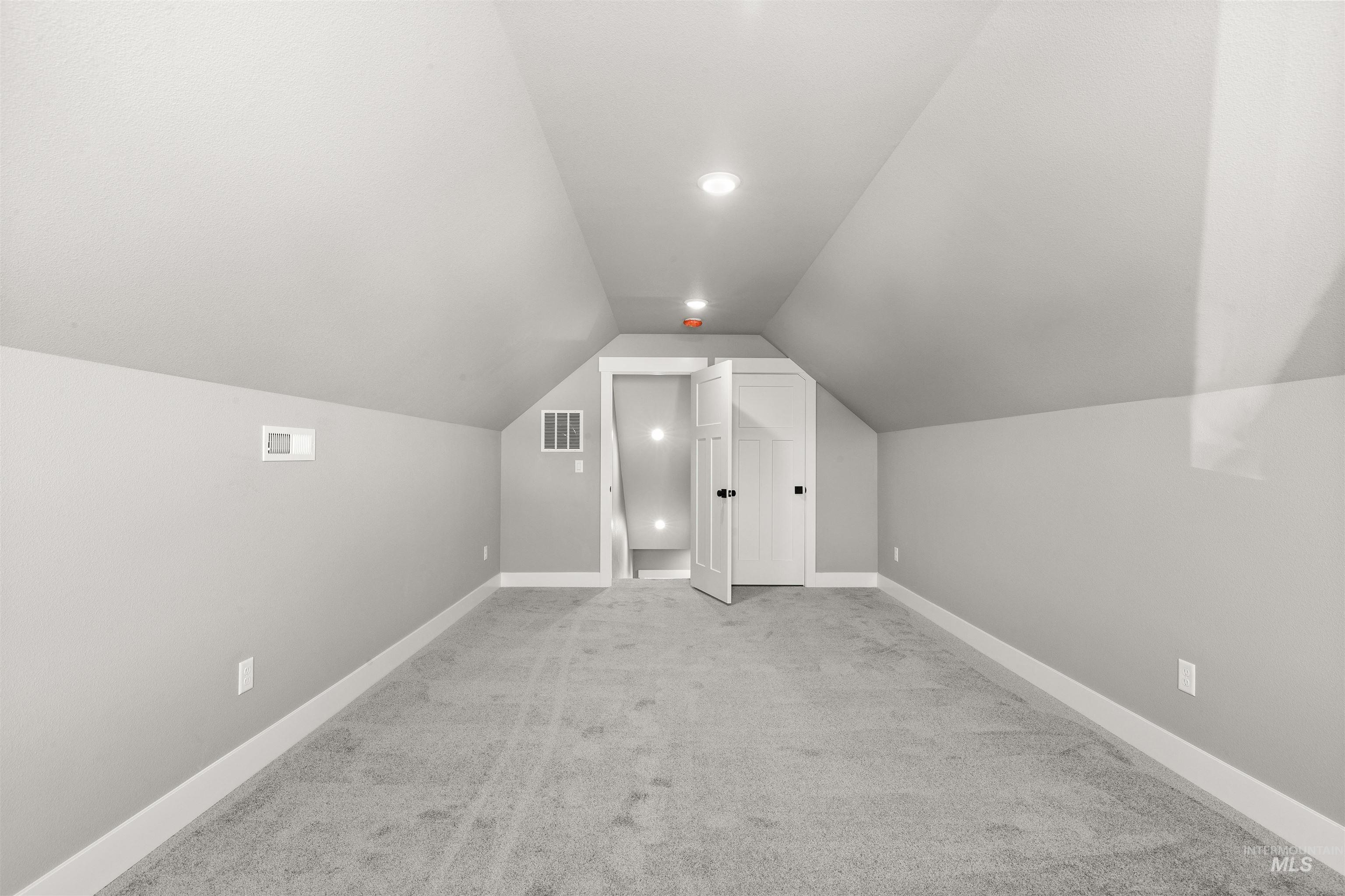 3728 Skyview Drive