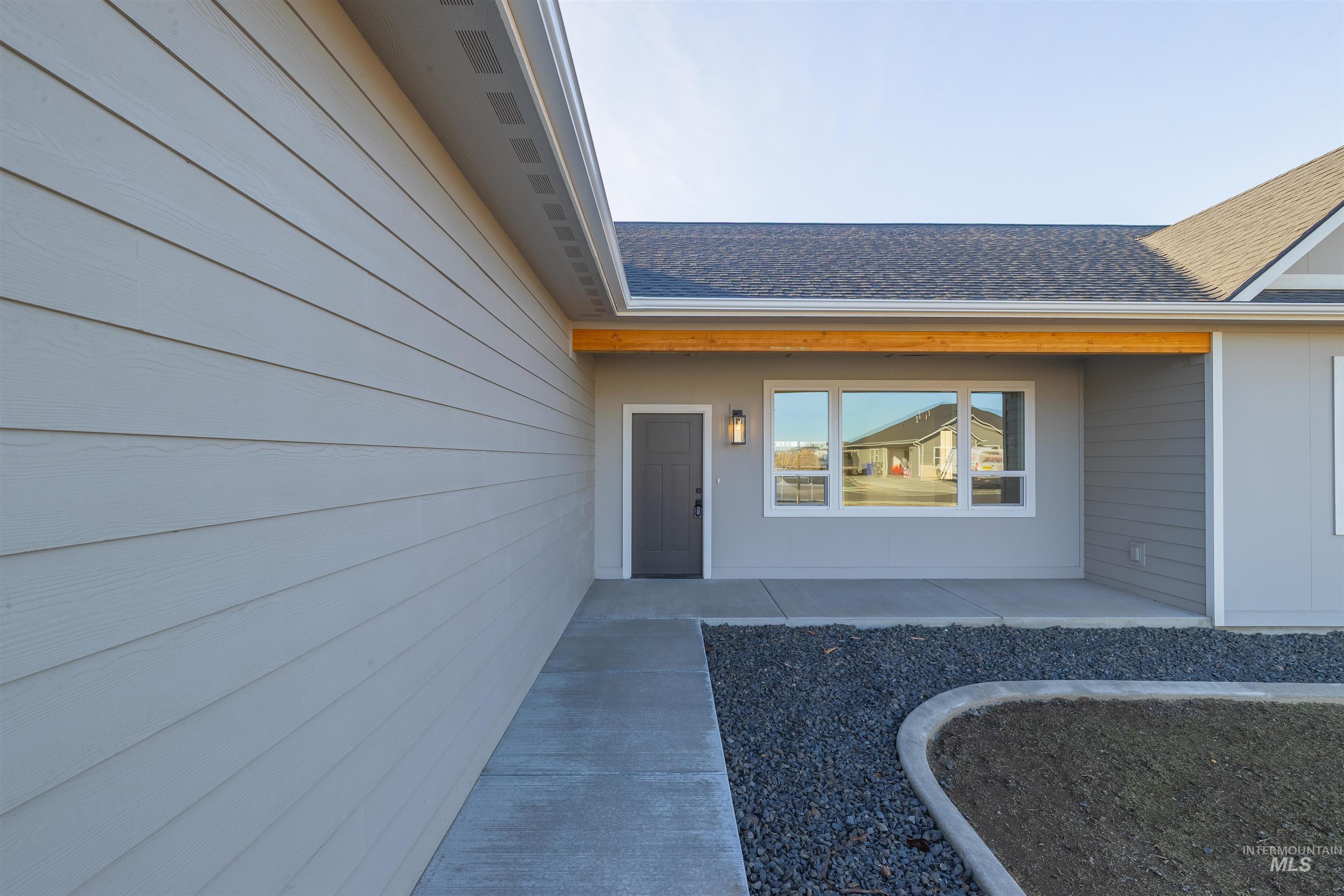 3728 Skyview Drive