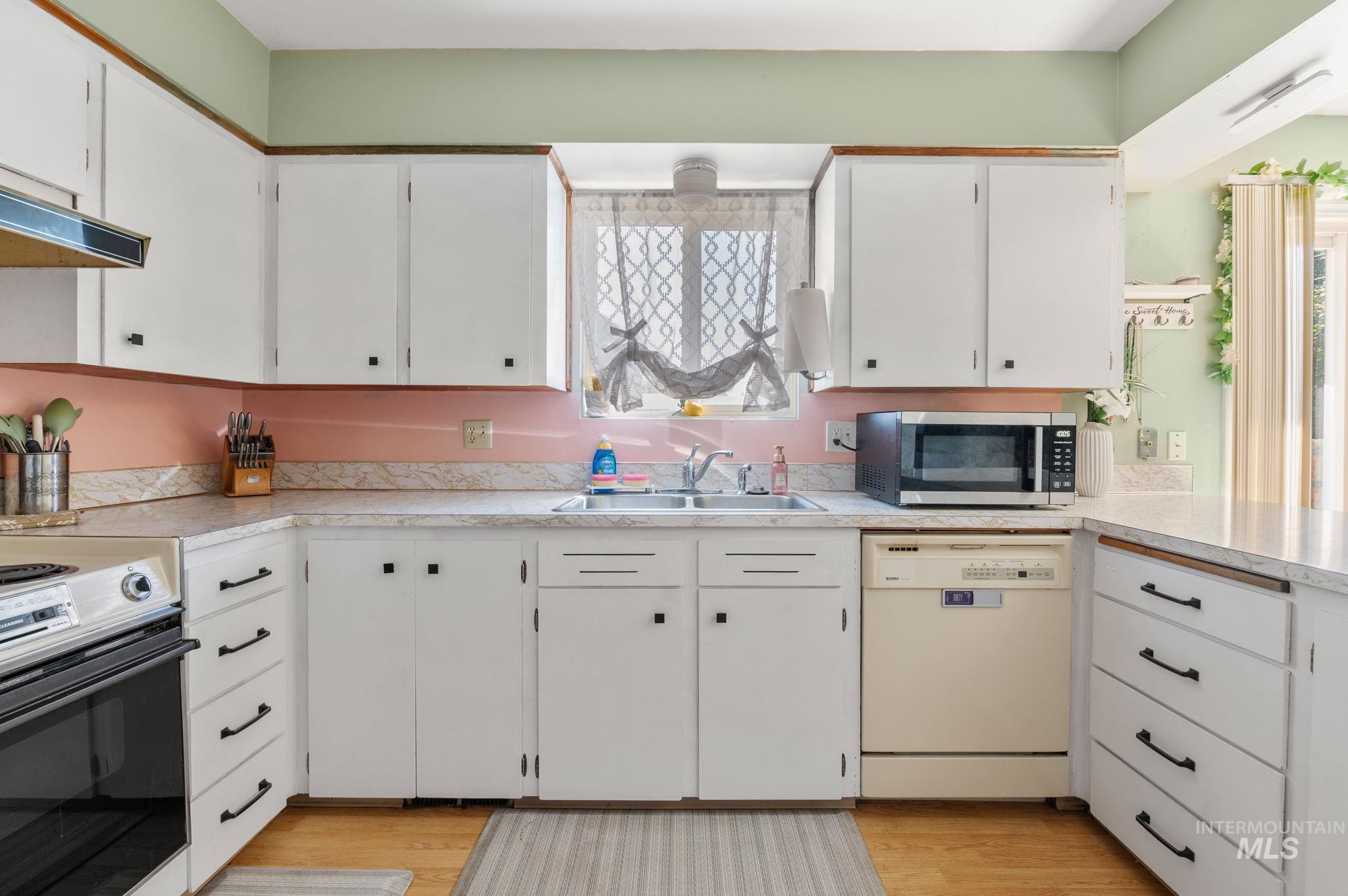 1713 12th Street