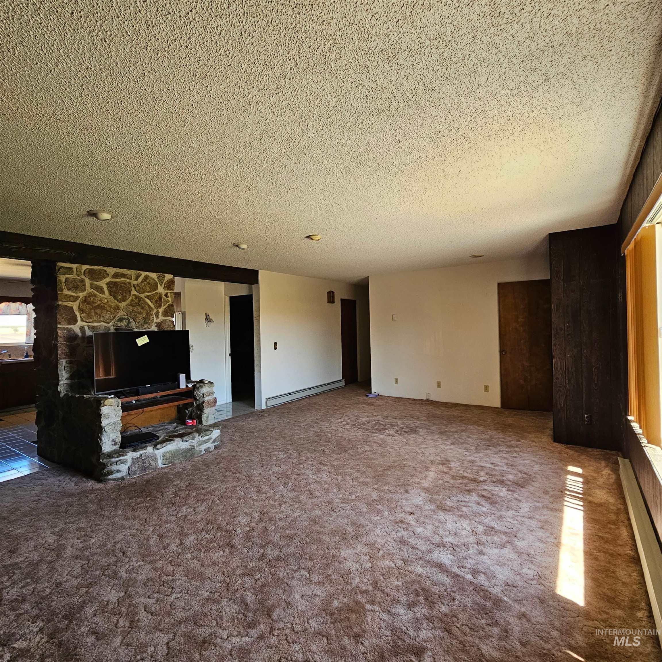 1034 Greencreek Road