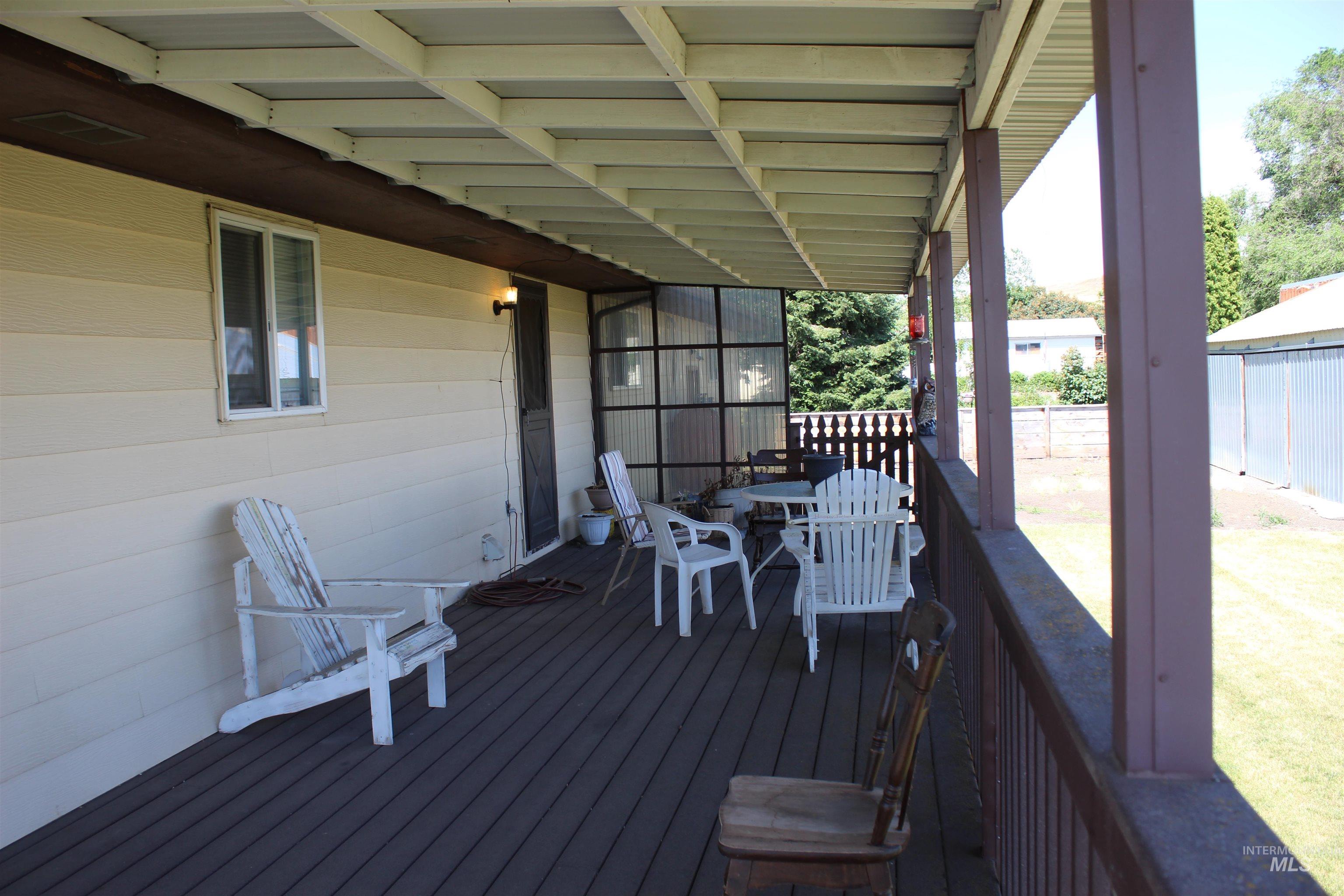 1034 Greencreek Road