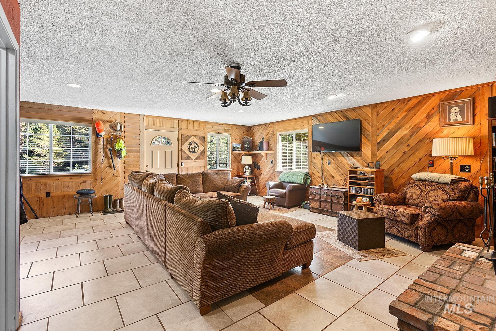 25314 Soldiers Meadow Road