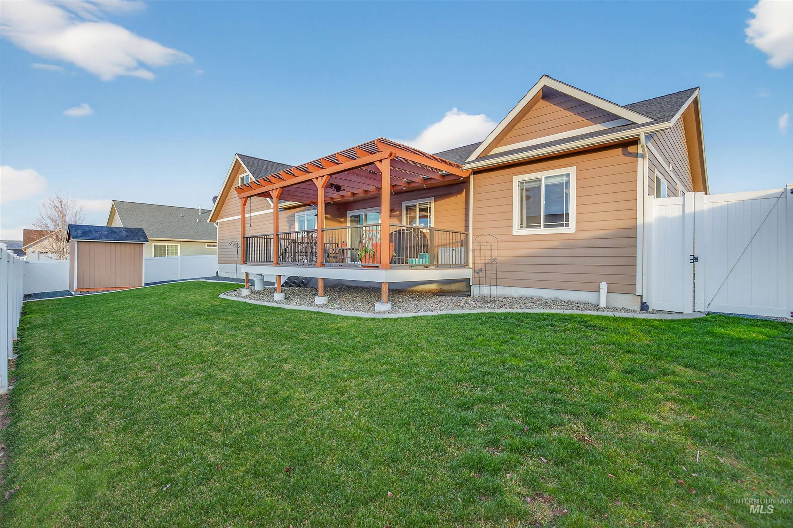 3250 Expedition Way