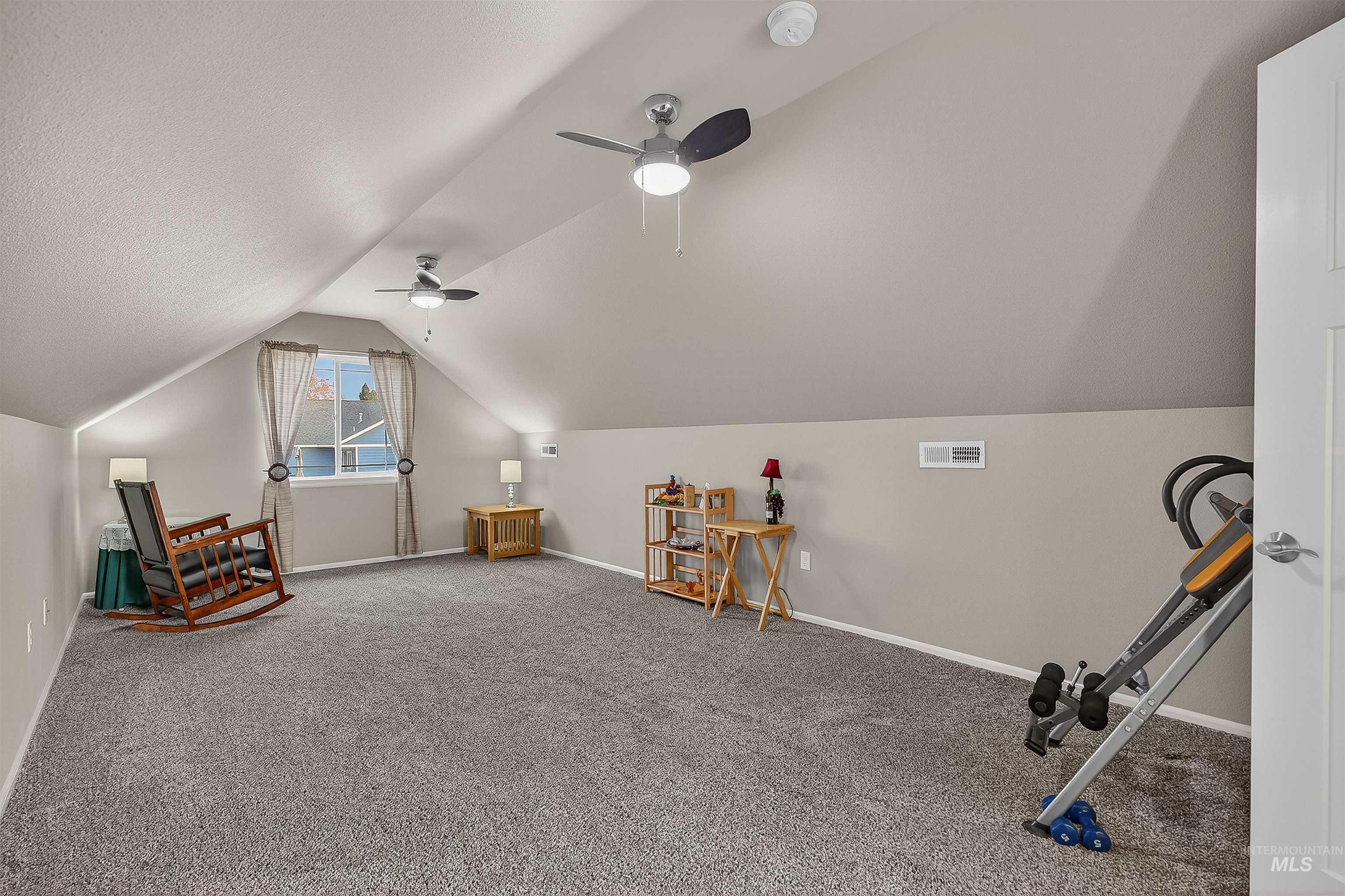 3250 Expedition Way